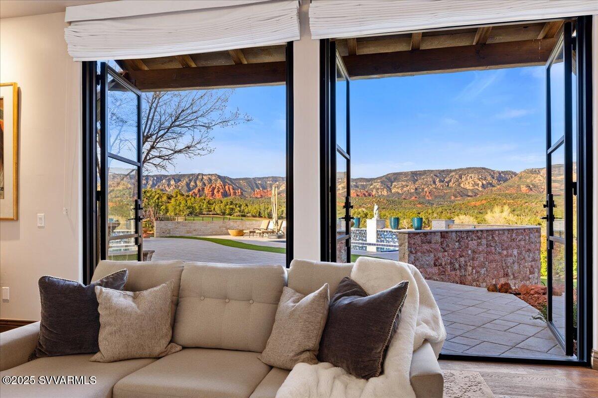 Seven Canyons - Residential
