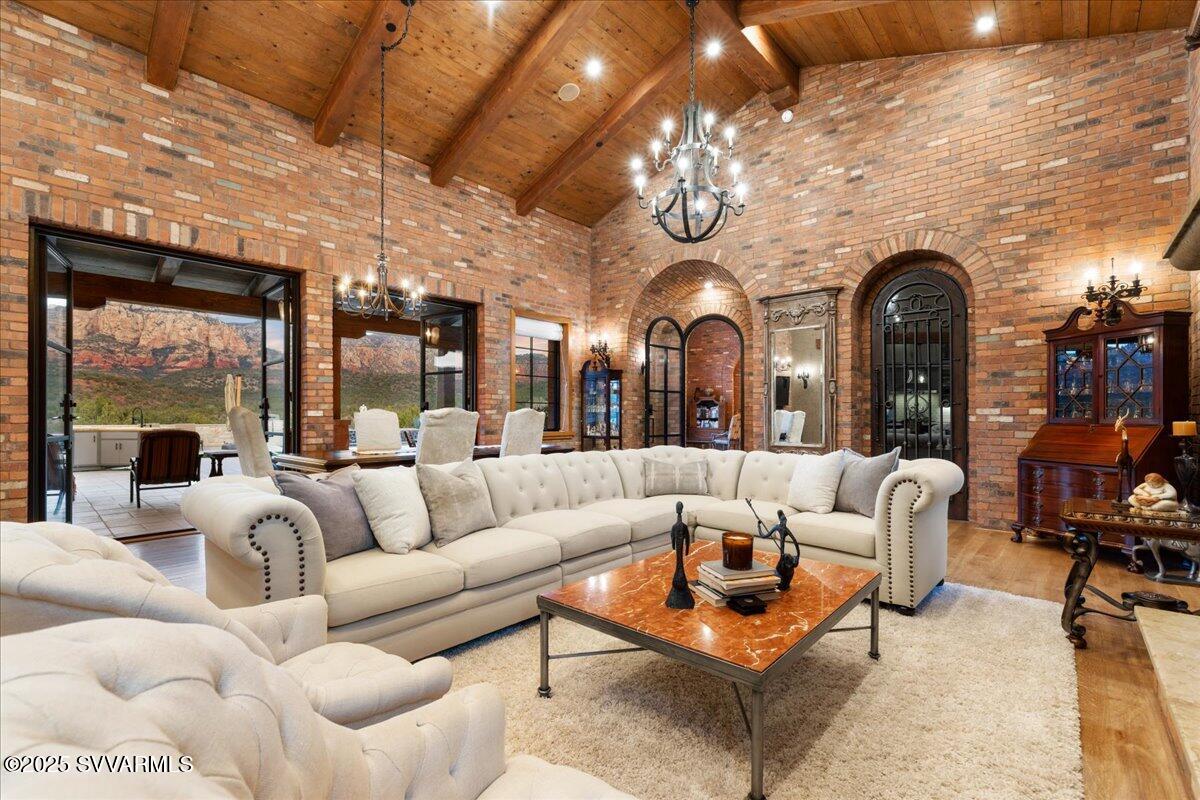 Seven Canyons - Residential