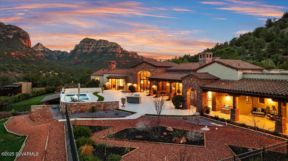 Seven Canyons - Residential