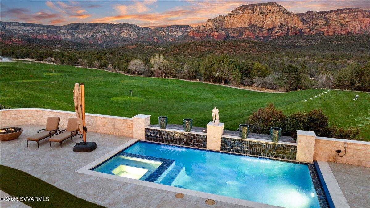 Seven Canyons - Residential