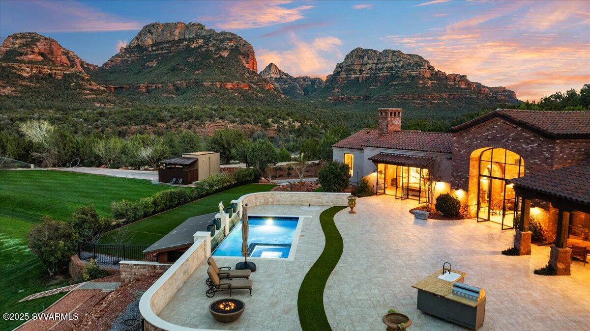 Seven Canyons - Residential