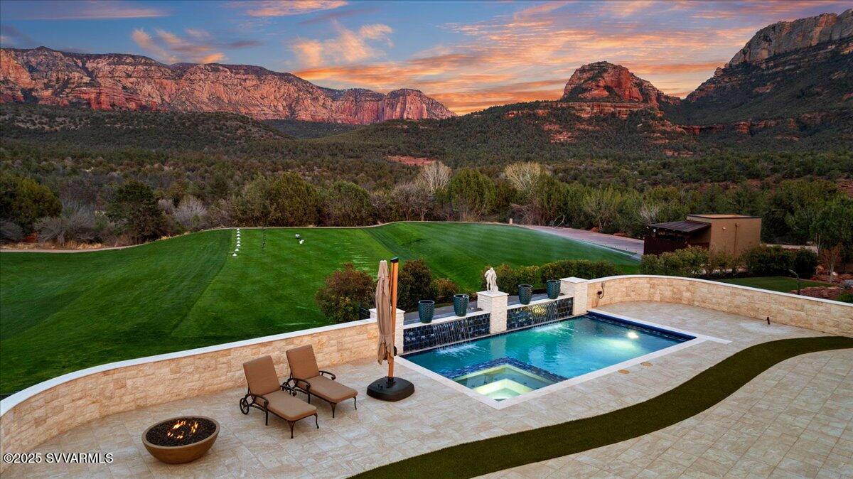 Seven Canyons - Residential