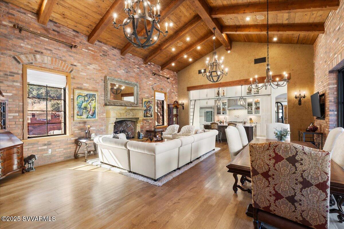 Seven Canyons - Residential