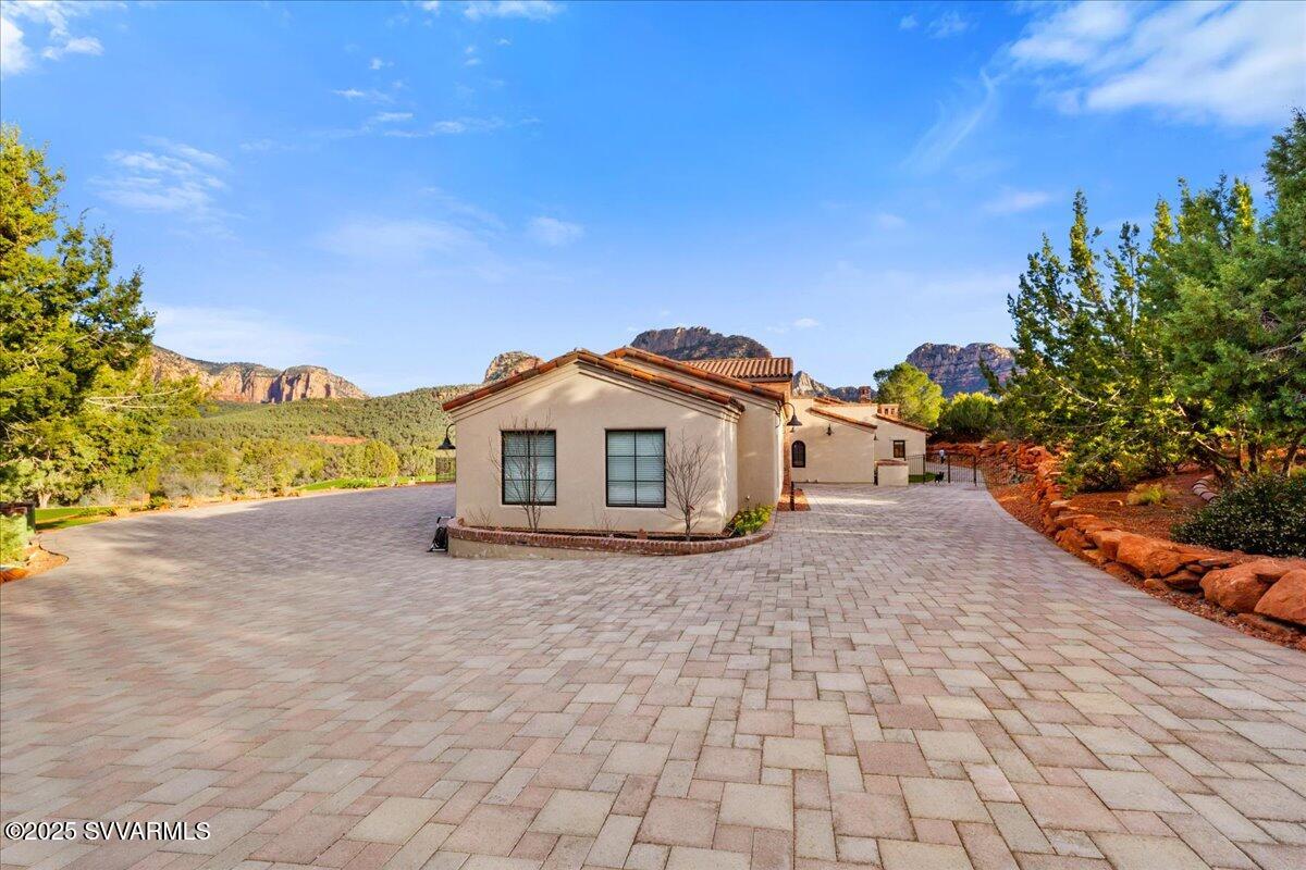 Seven Canyons - Residential