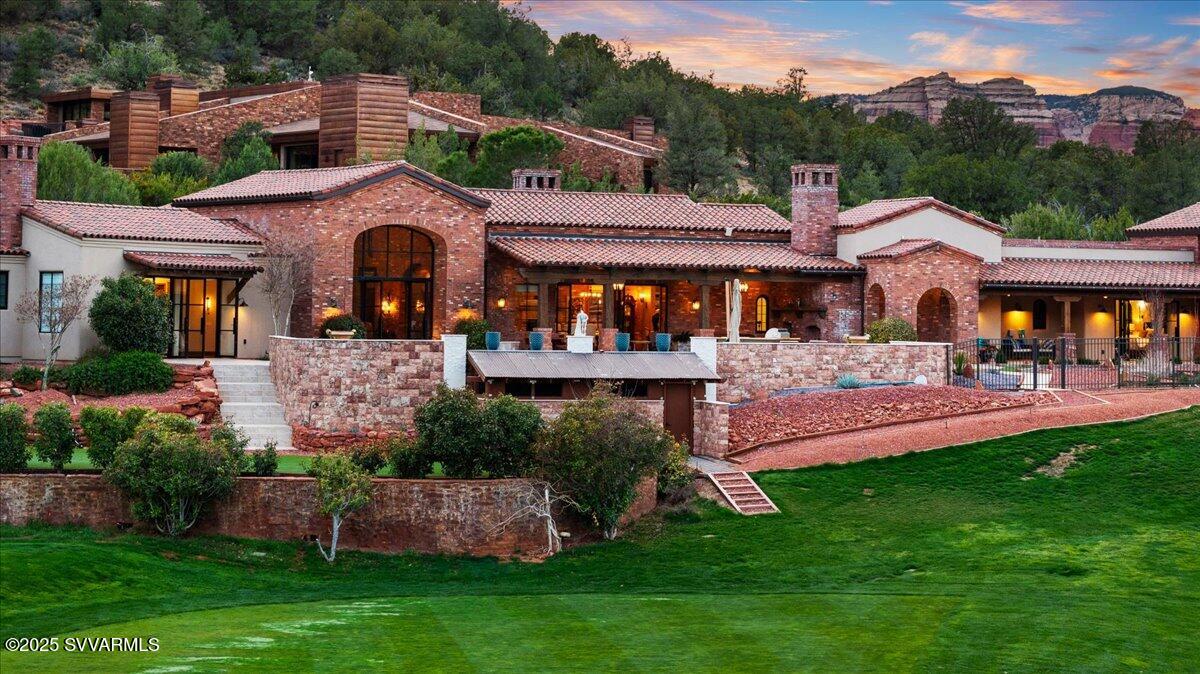 Seven Canyons - Residential