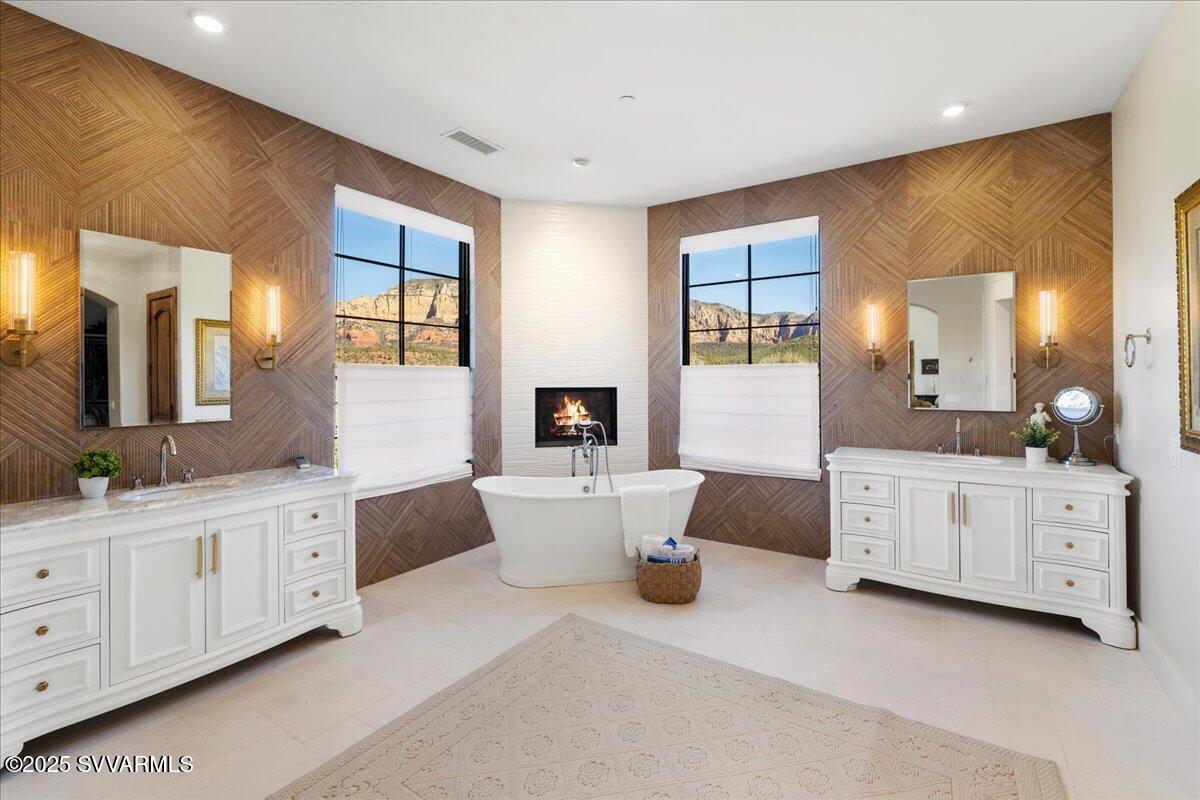 Seven Canyons - Residential