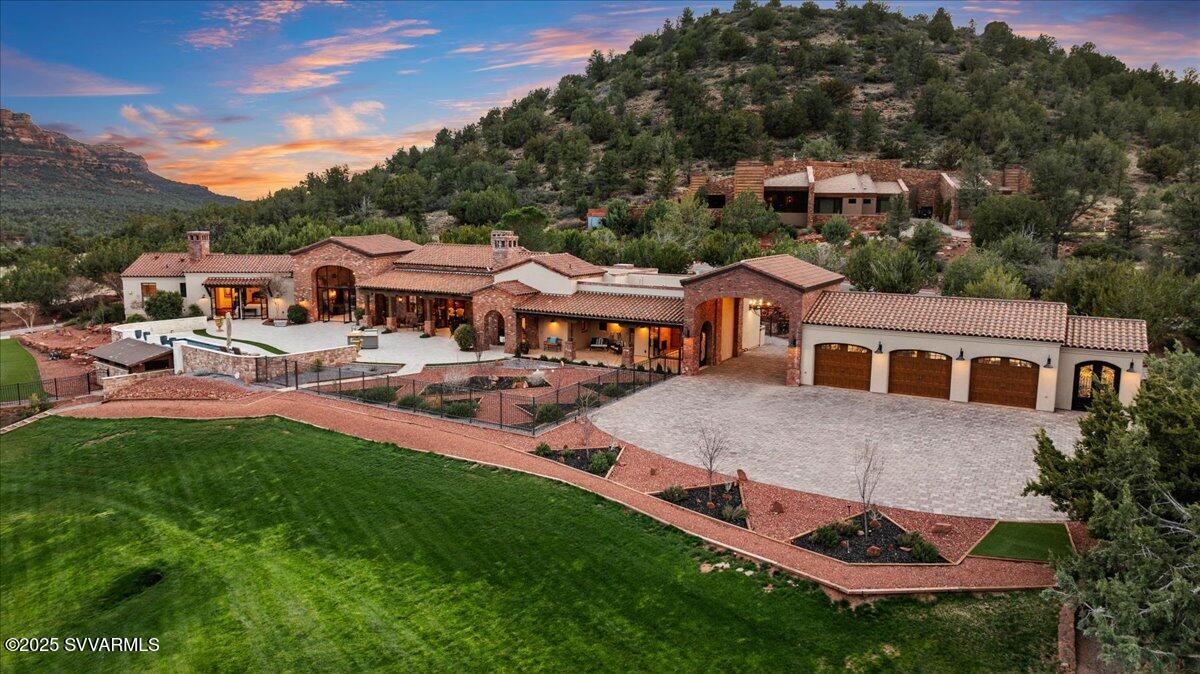 Seven Canyons - Residential