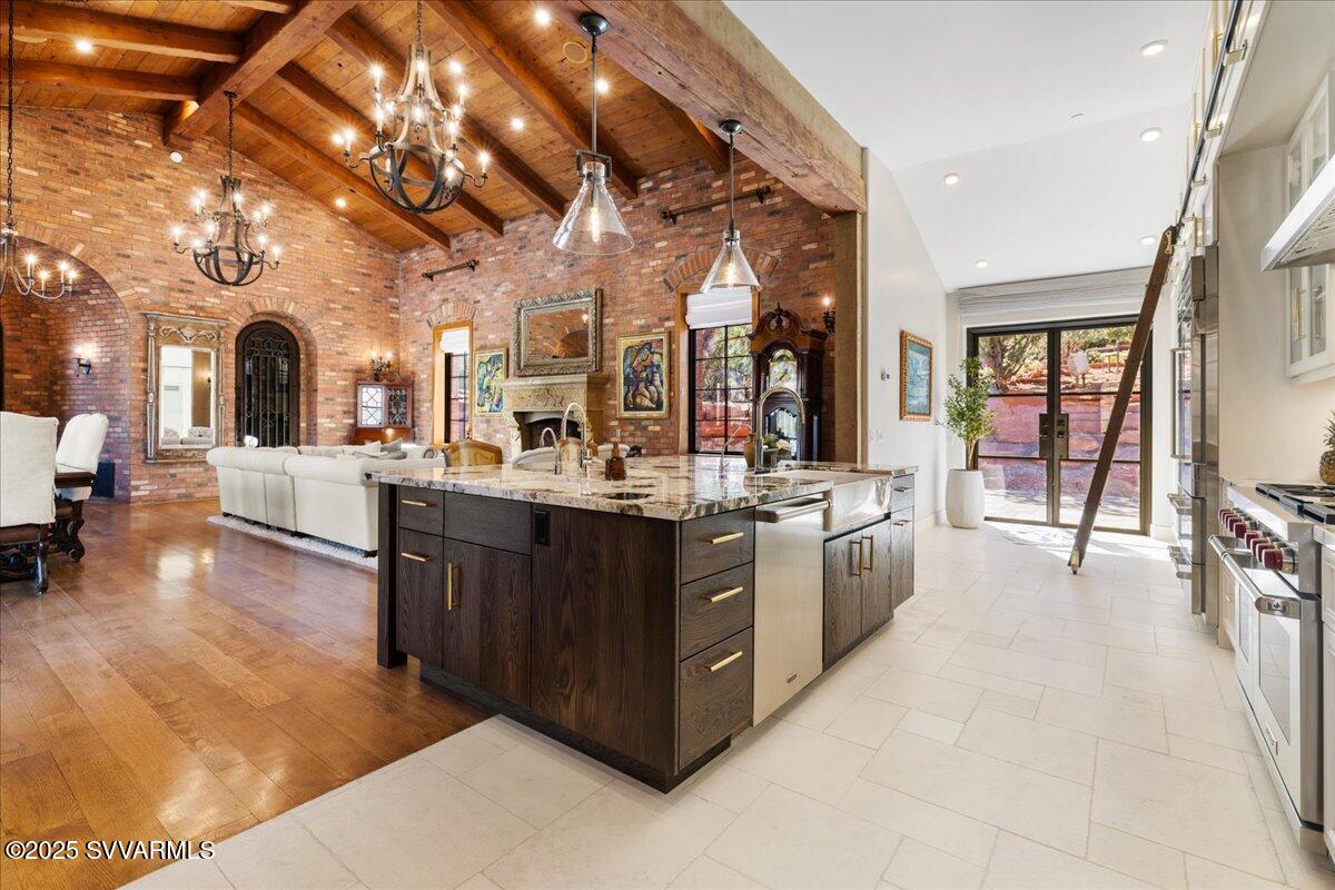 Seven Canyons - Residential