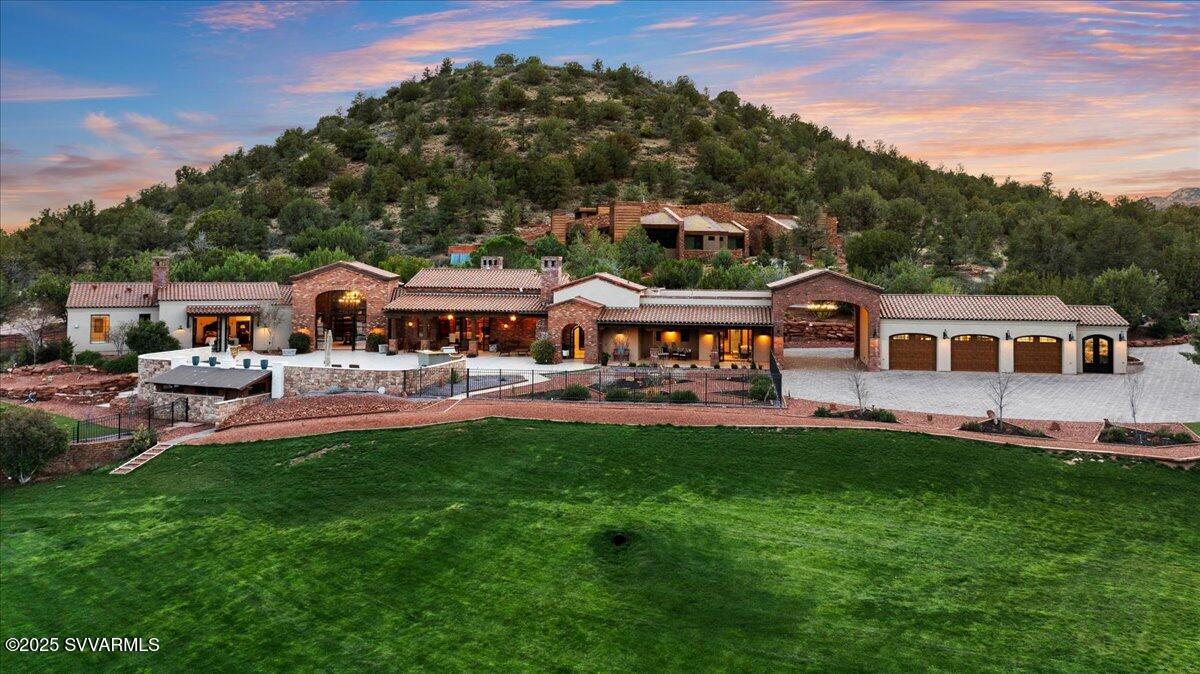 Seven Canyons - Residential
