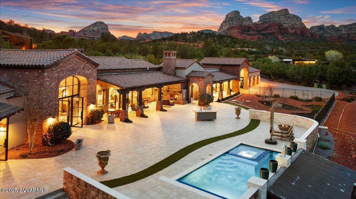 Seven Canyons - Residential