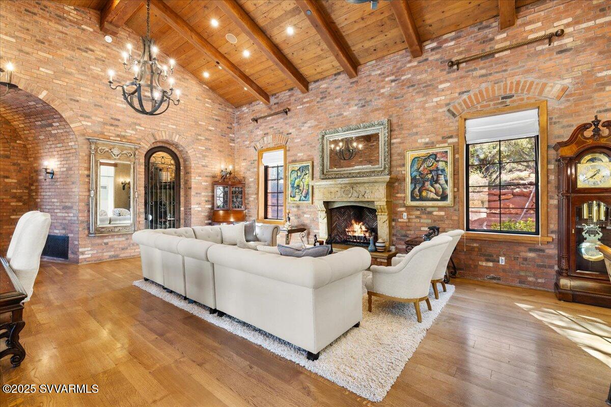 Seven Canyons - Residential