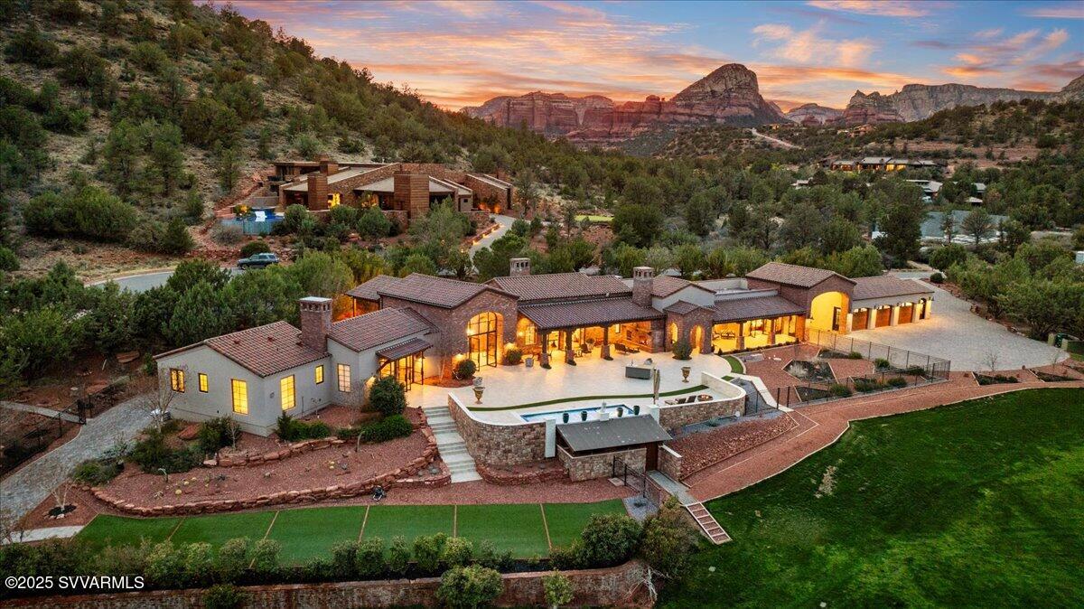 Seven Canyons - Residential