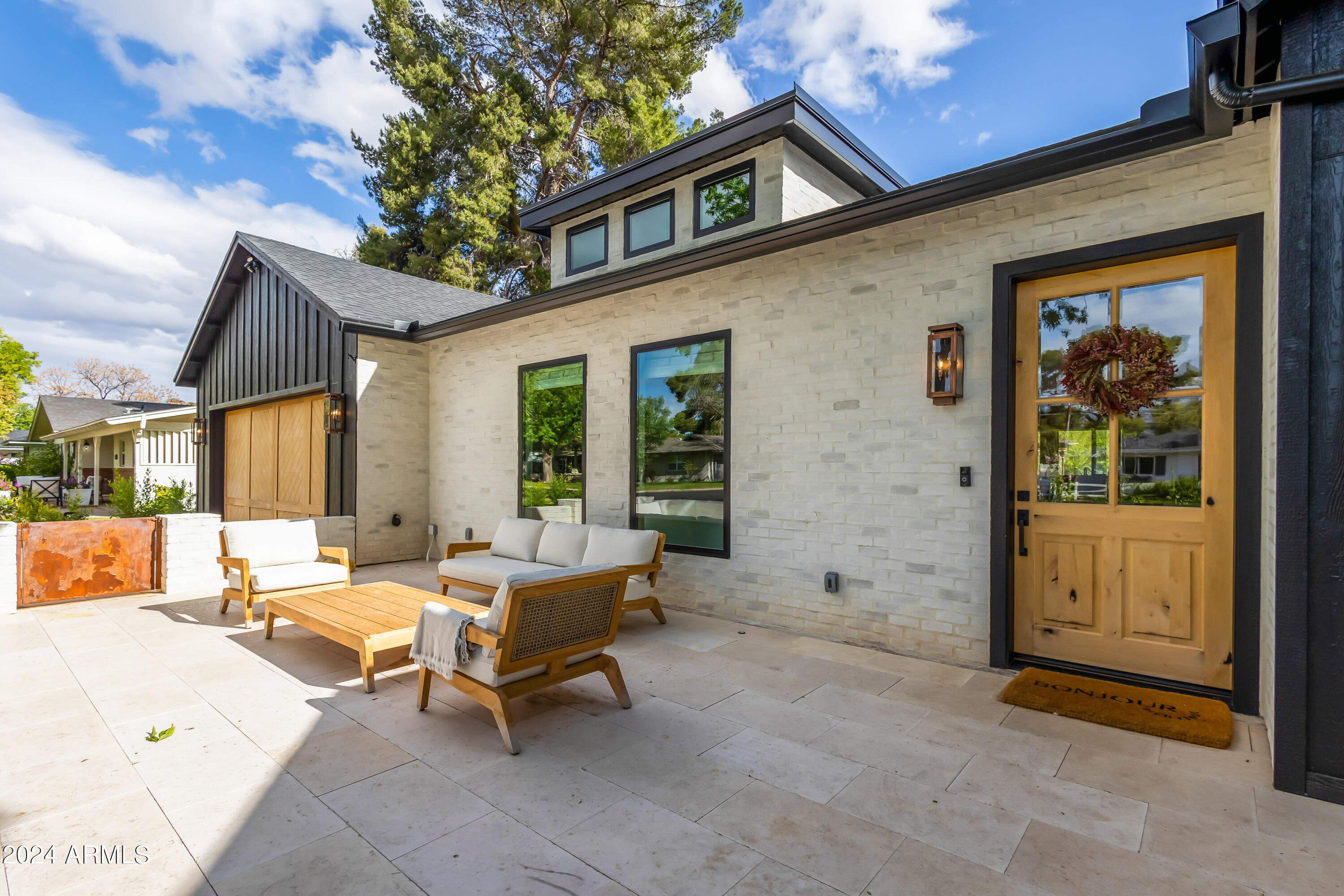 HIGHLANDVIEW - Residential