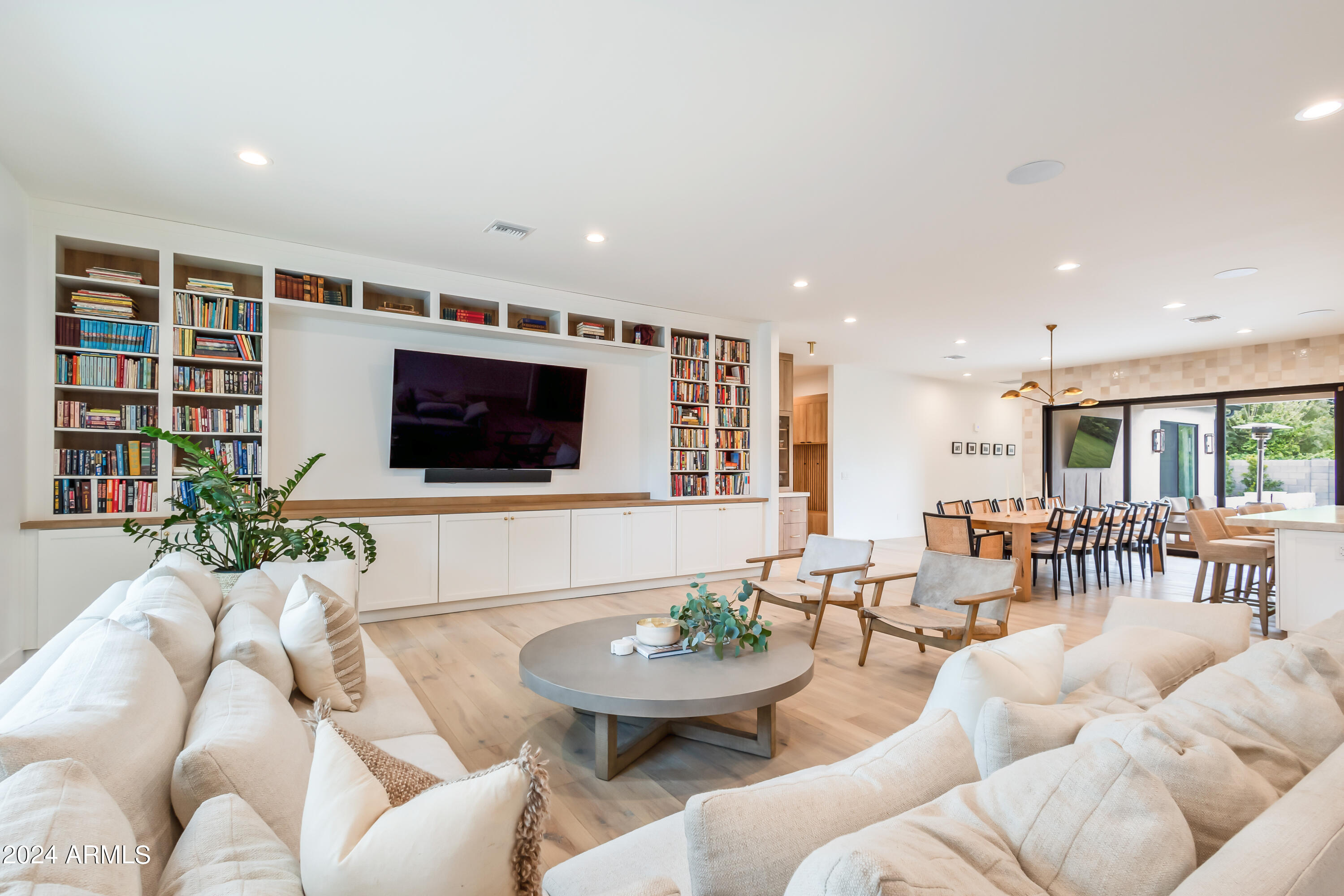 HIGHLANDVIEW - Residential