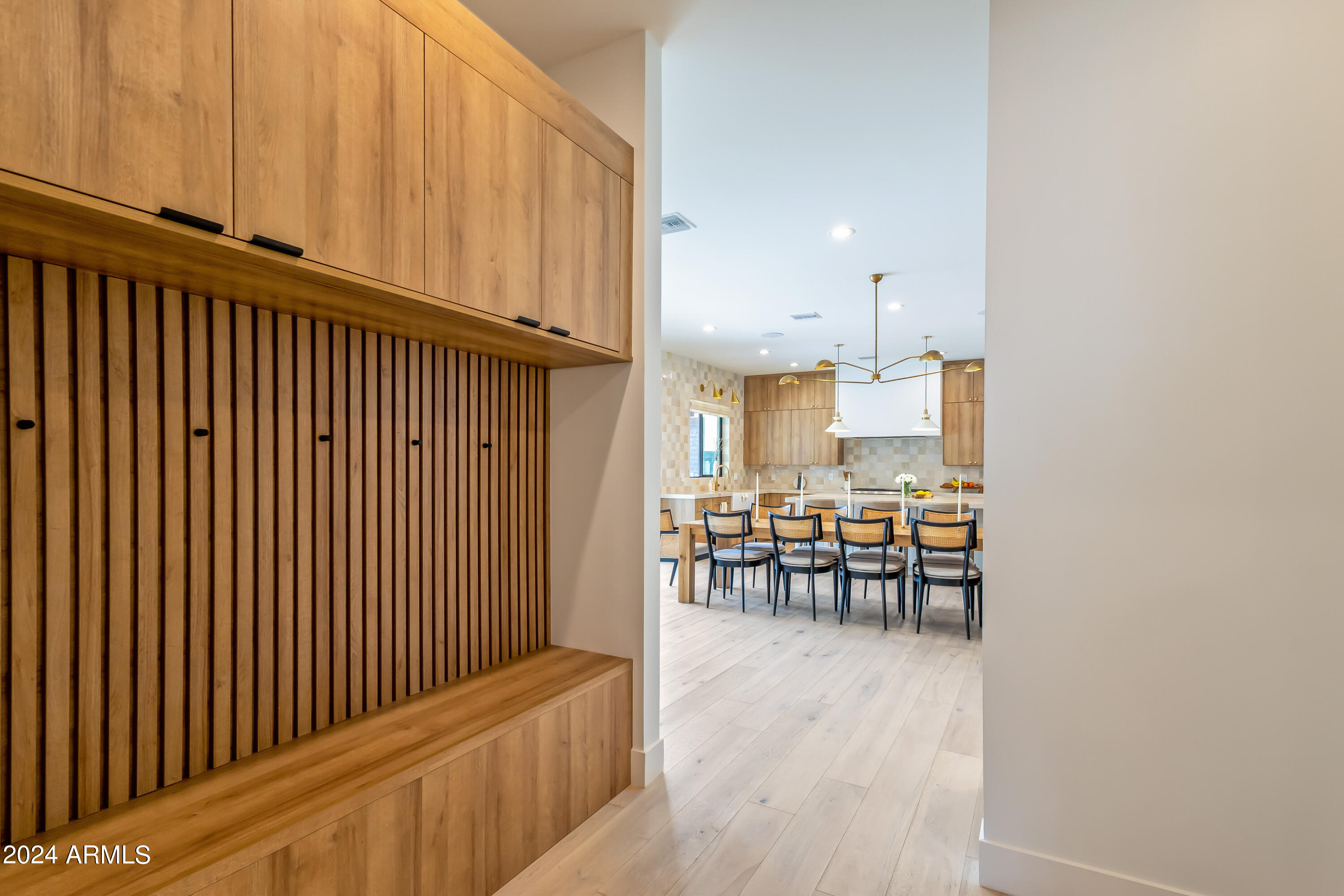 HIGHLANDVIEW - Residential