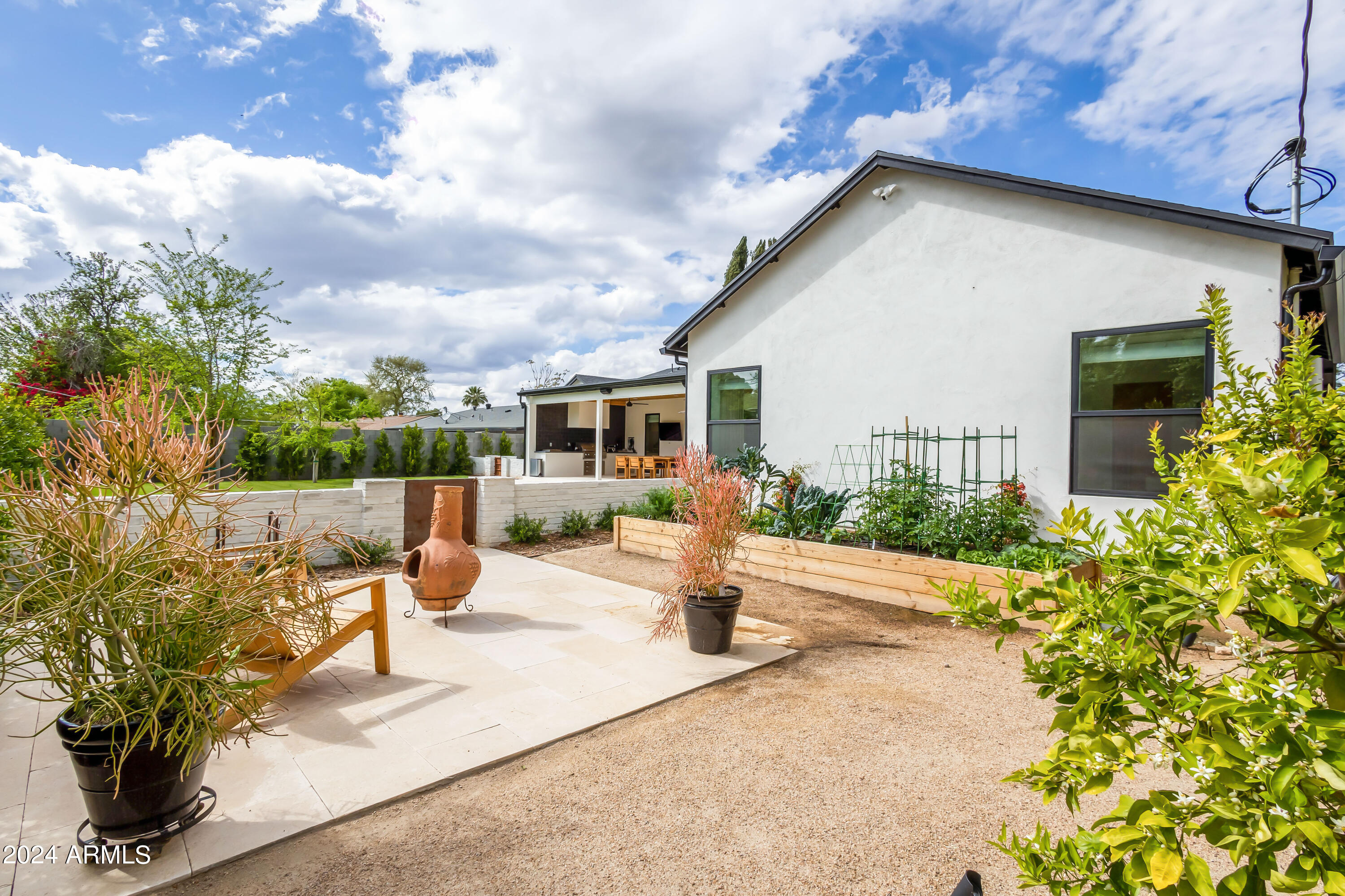 HIGHLANDVIEW - Residential