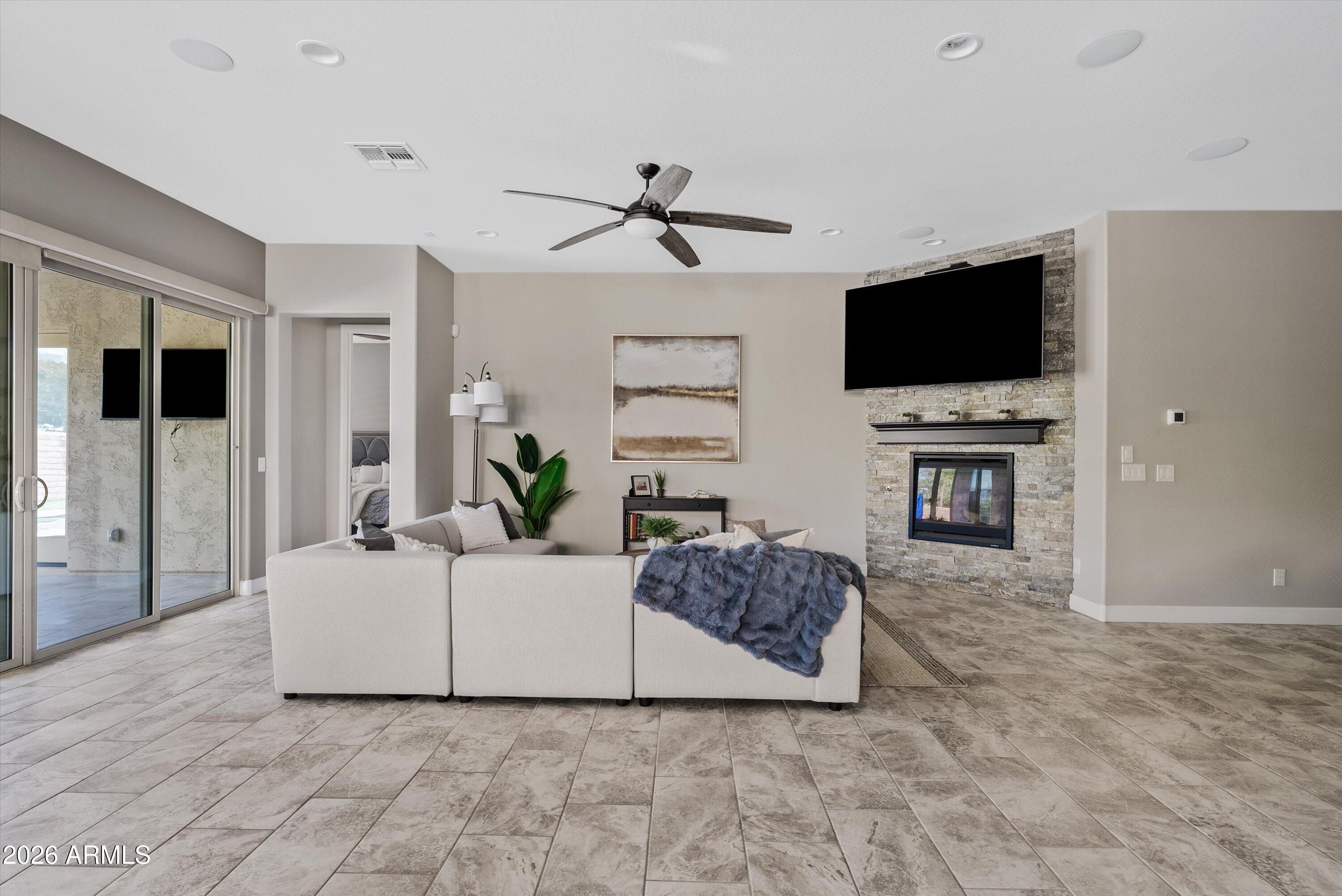 EASTMARK DEVELOPMENT UNIT 6 SOUTH PARCELS 6-7 AND - Residential