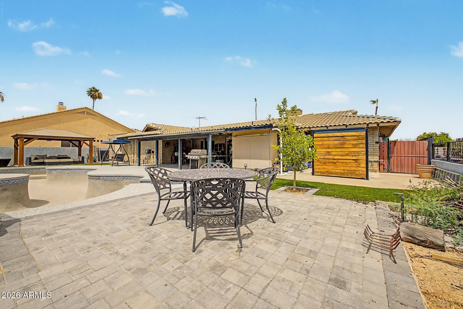 MOON VALLEY LOTS 1-128 146-339 TR A-E - Residential