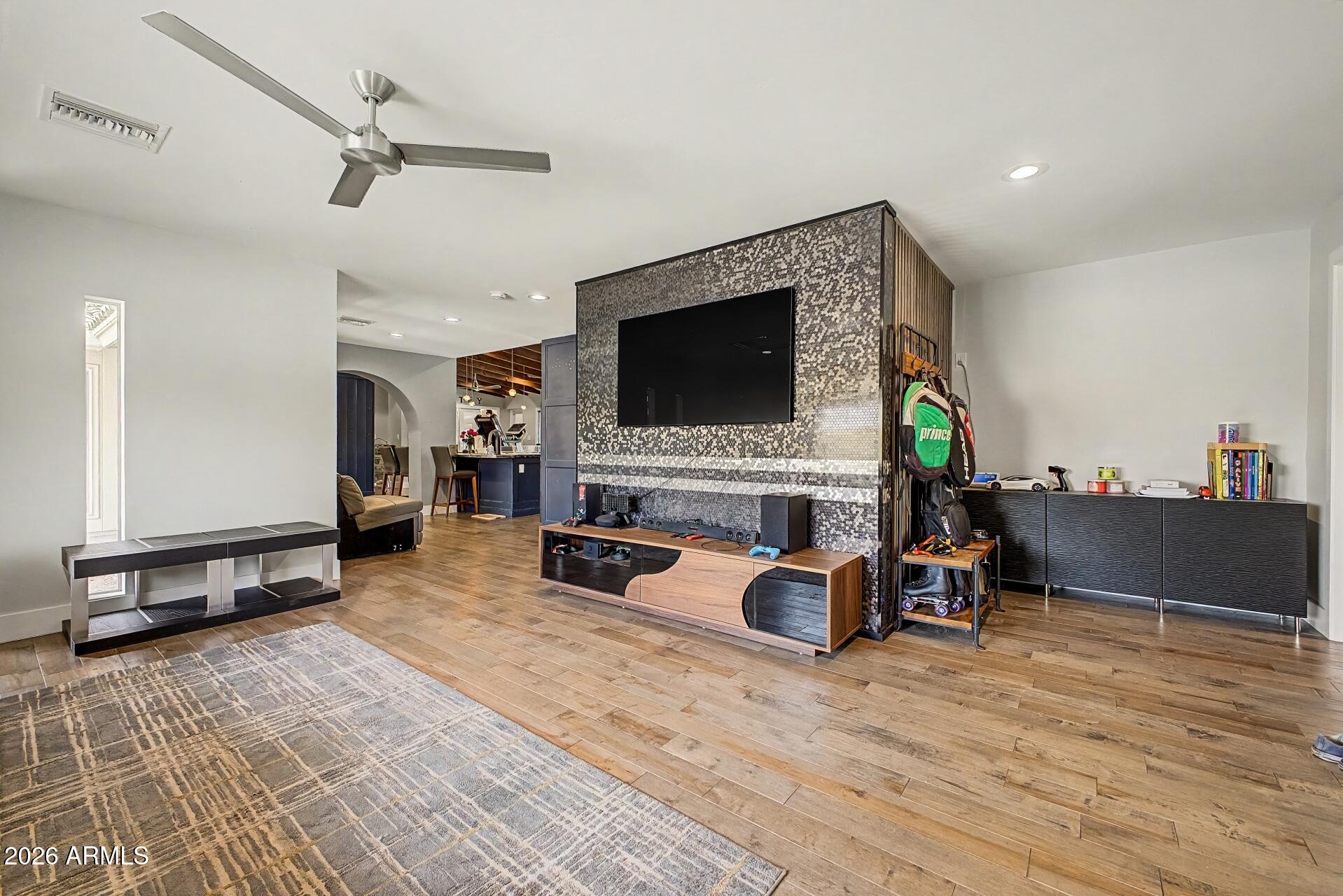 MOON VALLEY LOTS 1-128 146-339 TR A-E - Residential