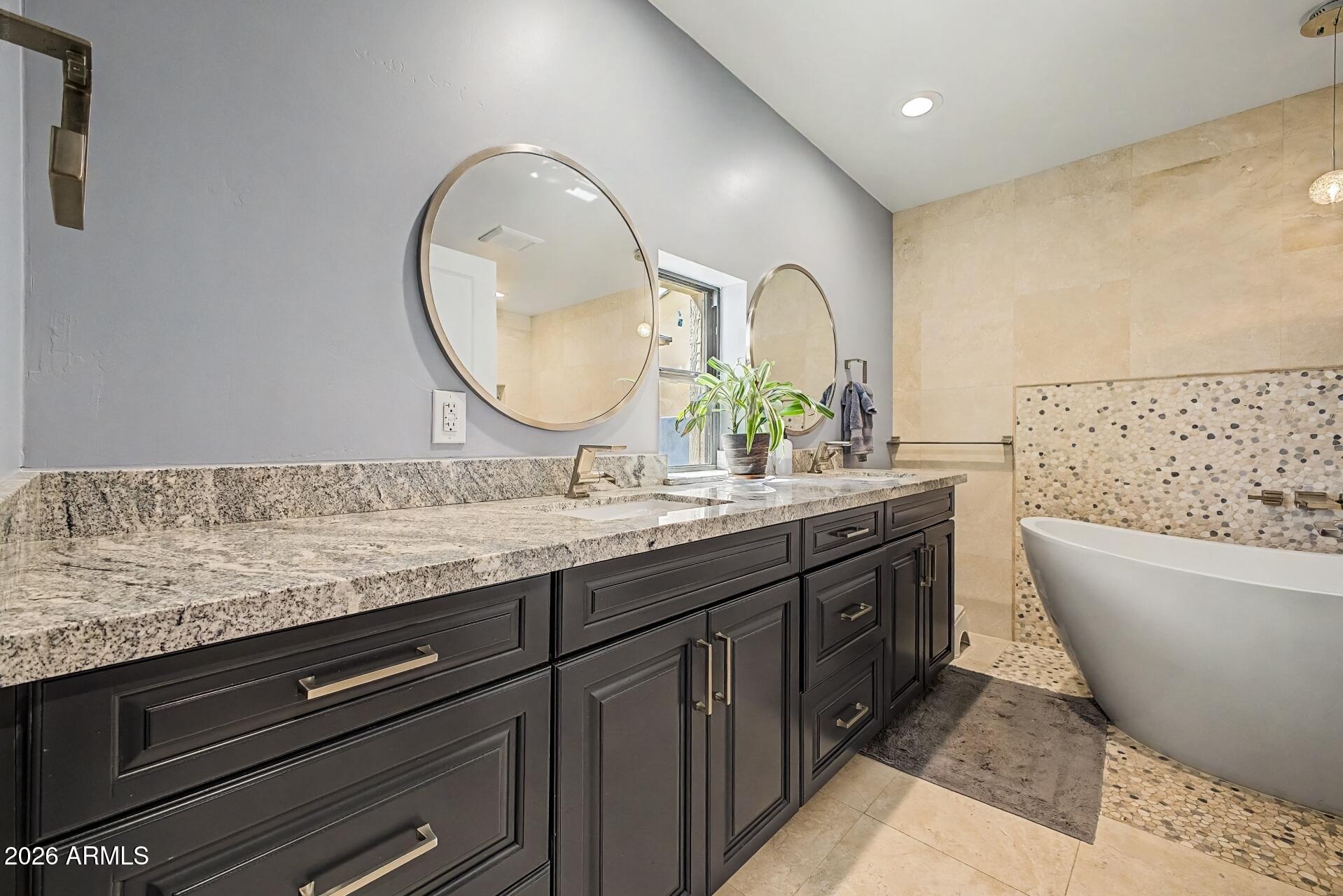 MOON VALLEY LOTS 1-128 146-339 TR A-E - Residential