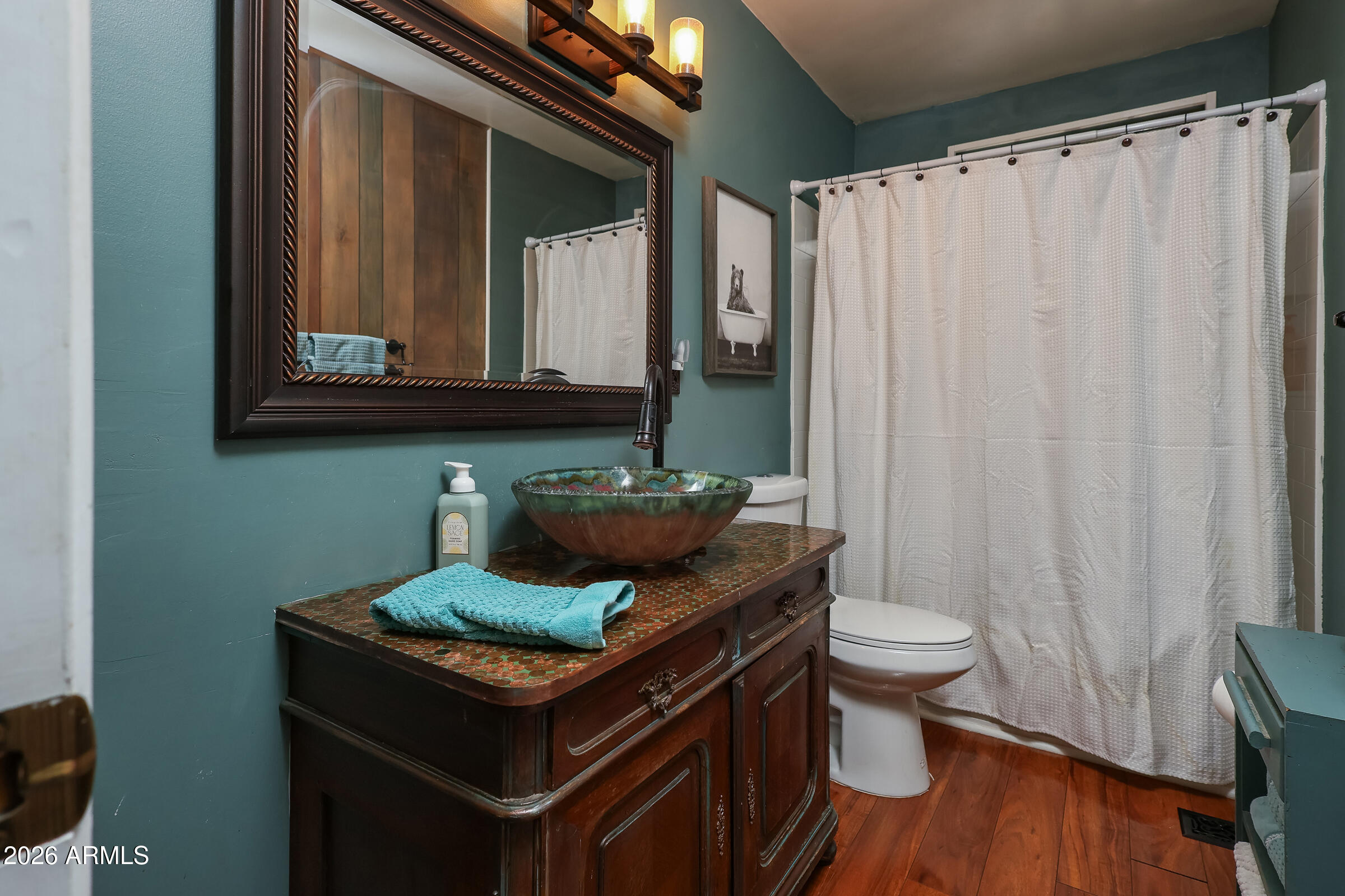 PINEWOOD 9 - Residential