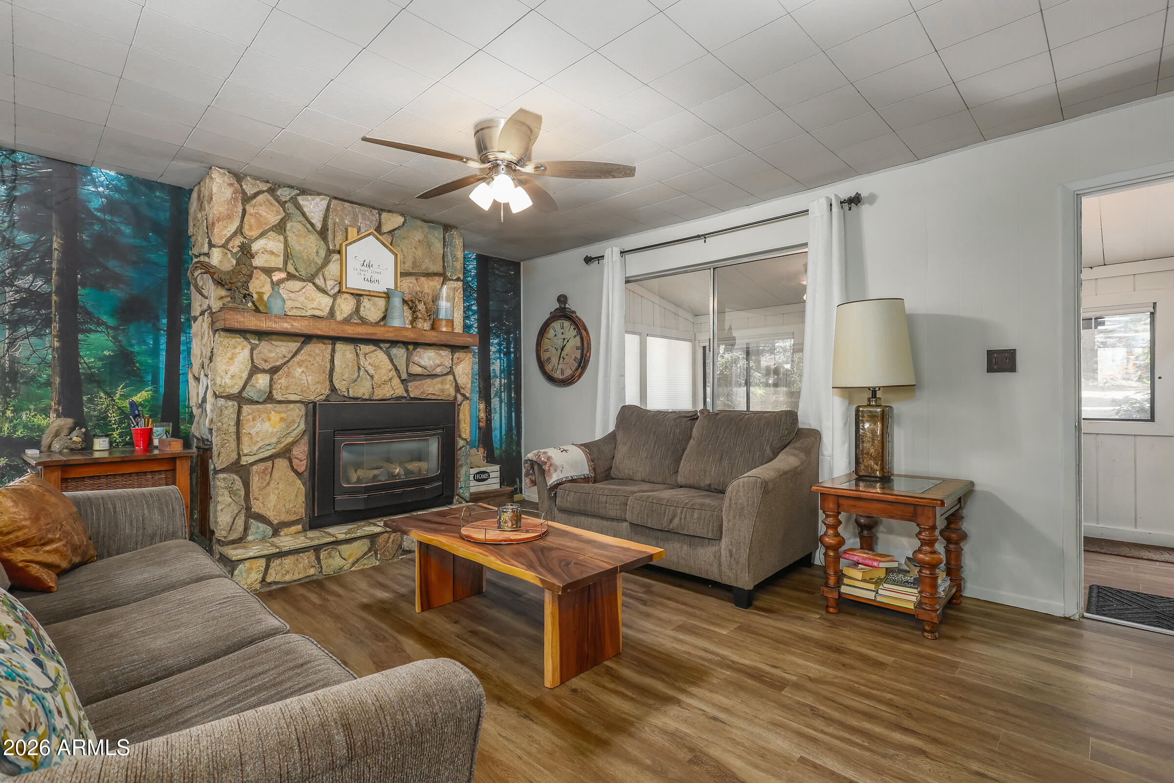 PINEWOOD 9 - Residential