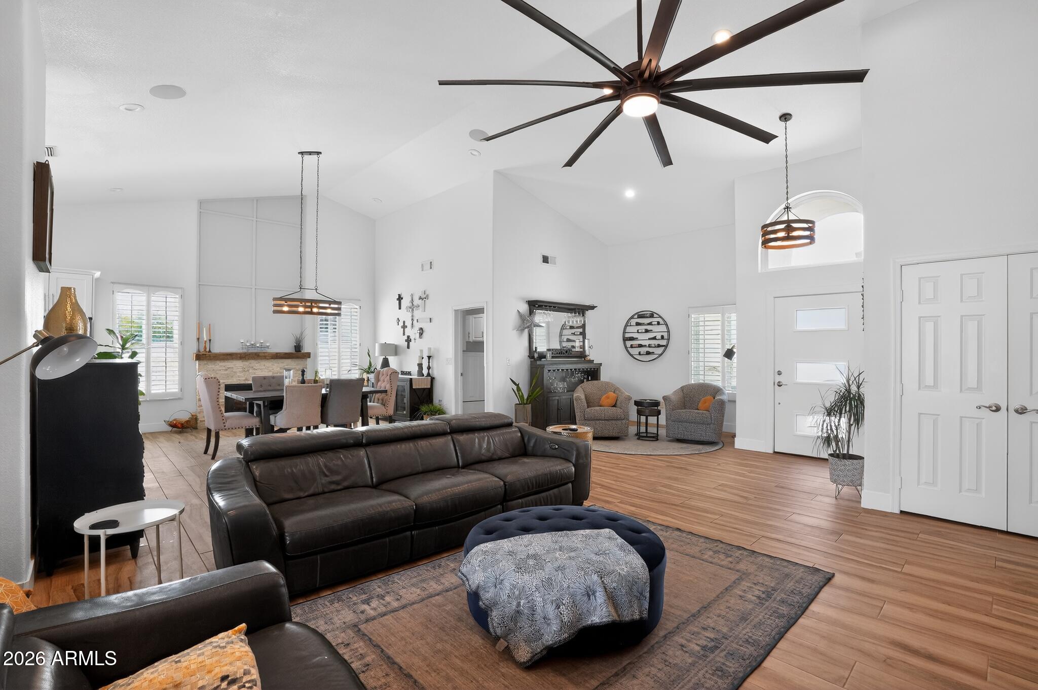 AHWATUKEE FS 19 LOT 6598-6706 TR A - Residential
