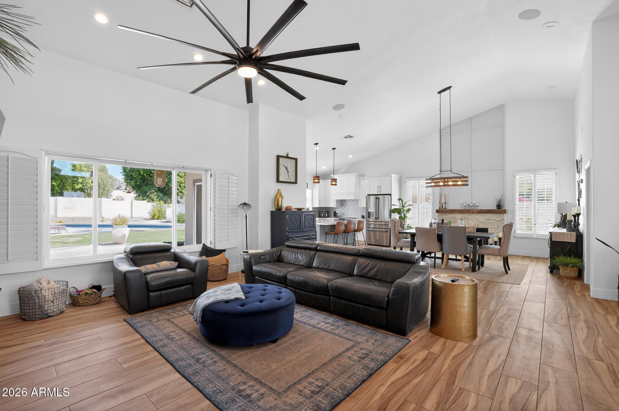 AHWATUKEE FS 19 LOT 6598-6706 TR A - Residential