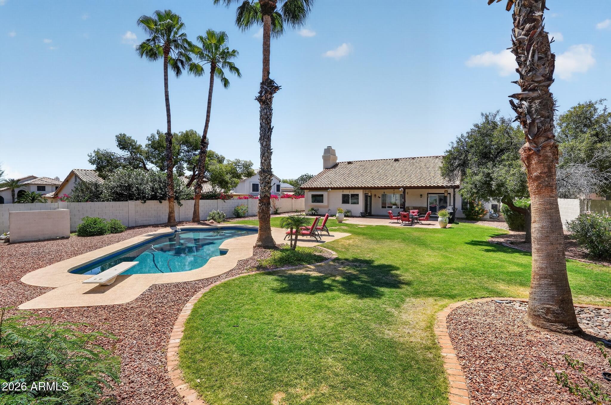 AHWATUKEE FS 19 LOT 6598-6706 TR A - Residential