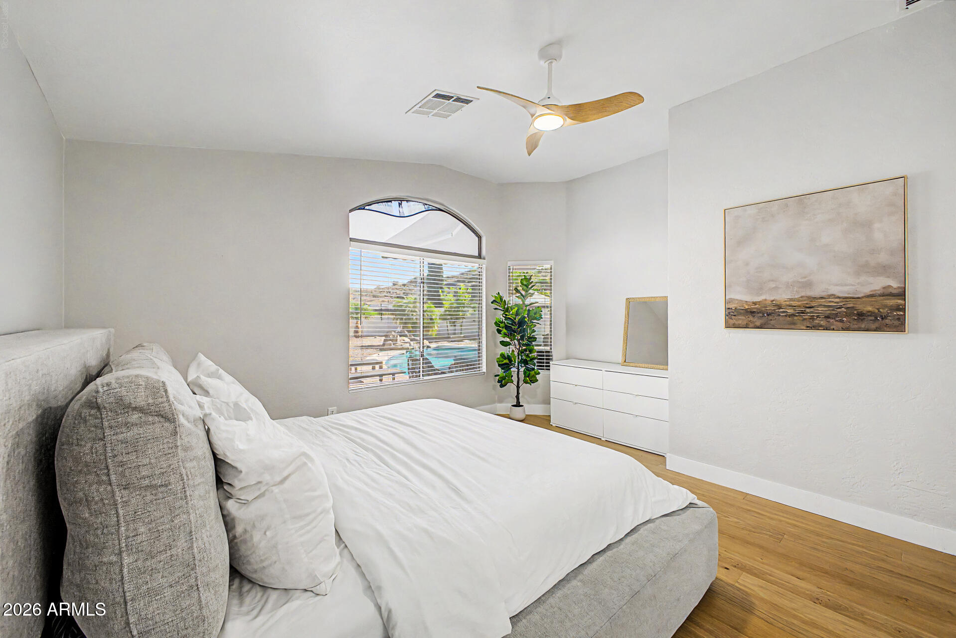 CERRANO 2 - Residential