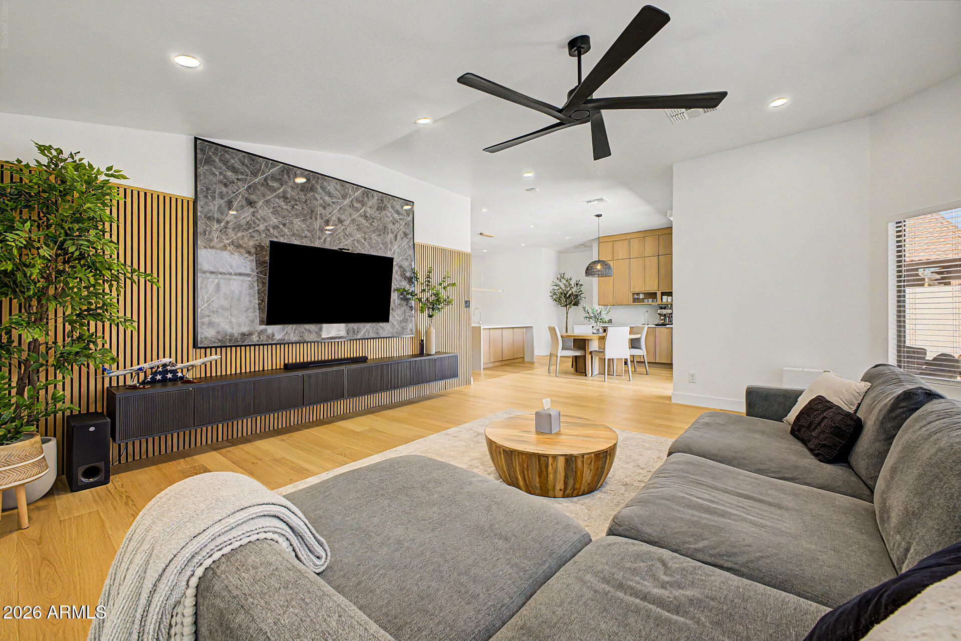 CERRANO 2 - Residential
