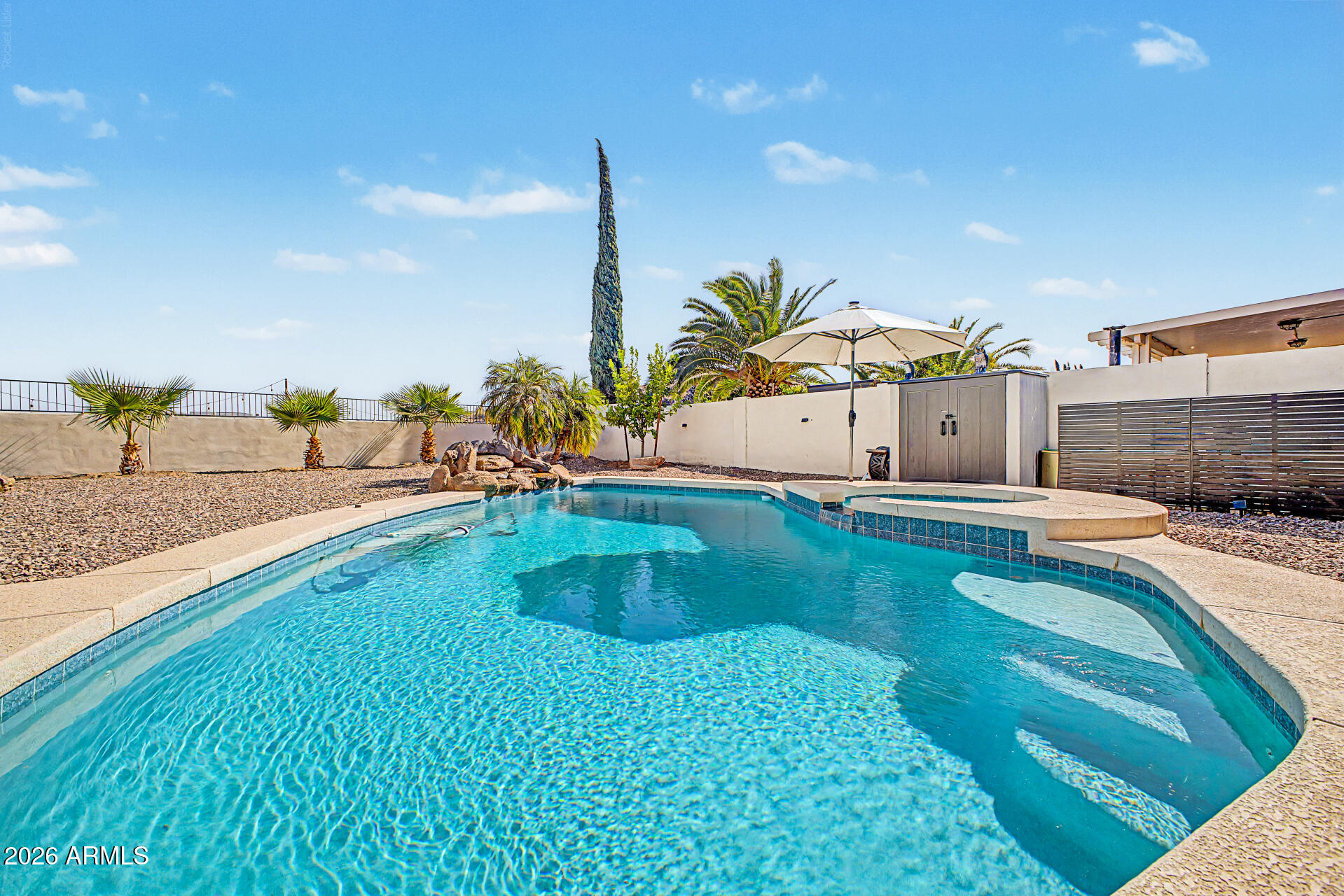 CERRANO 2 - Residential