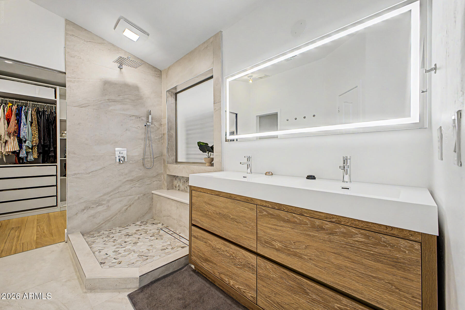 CERRANO 2 - Residential