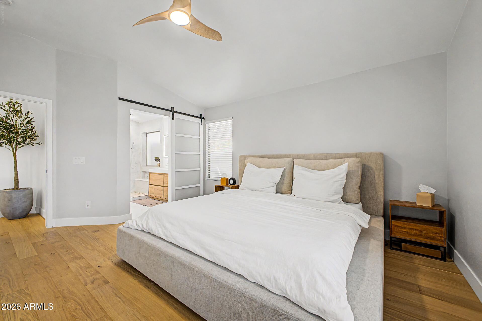 CERRANO 2 - Residential