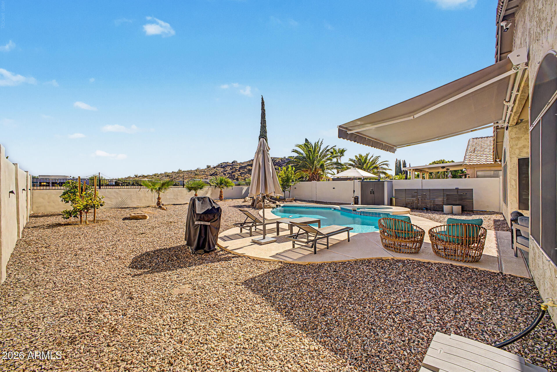 CERRANO 2 - Residential
