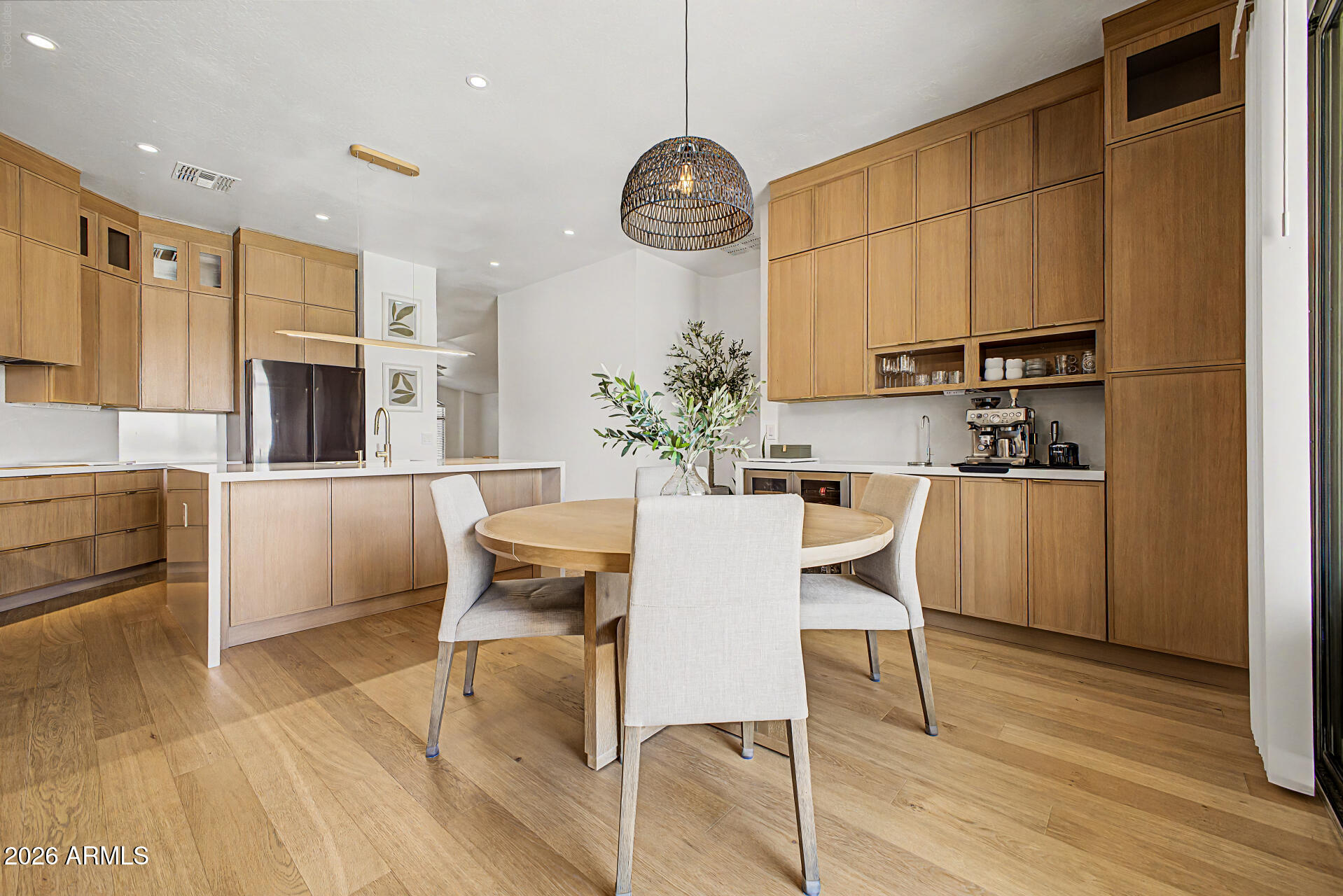 CERRANO 2 - Residential