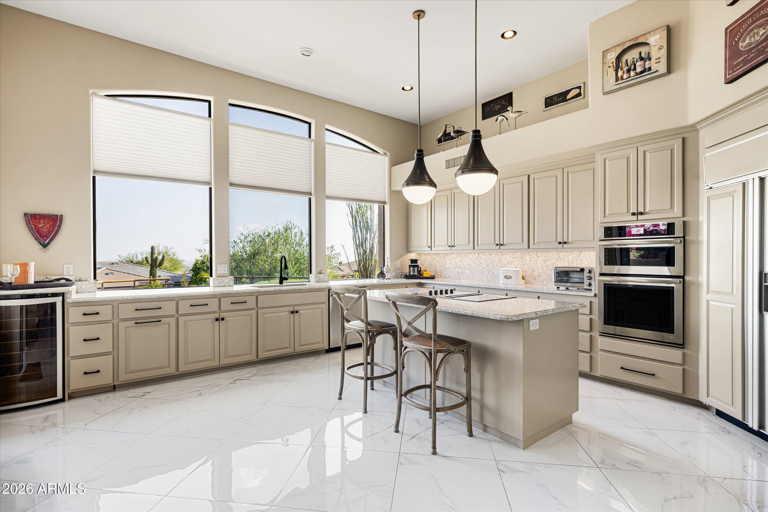 SCOTTSDALE MOUNTAIN - Residential