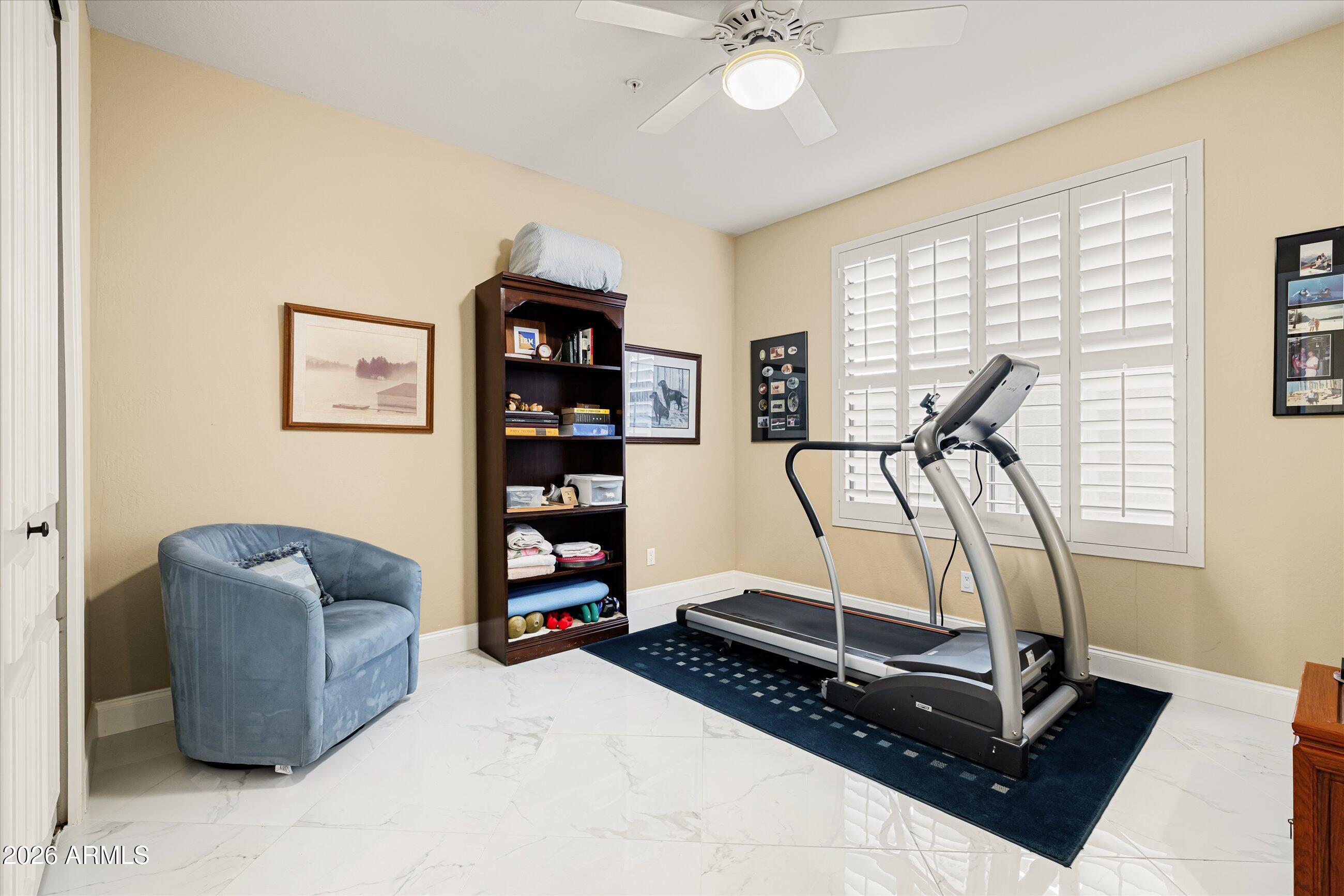 SCOTTSDALE MOUNTAIN - Residential