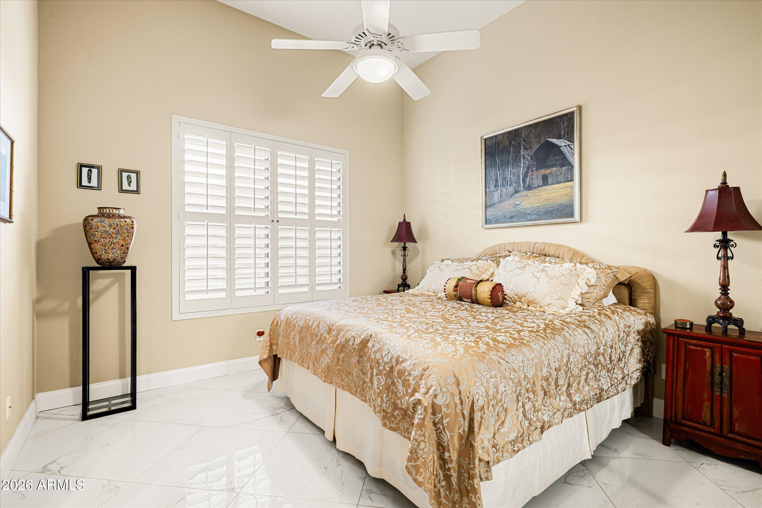 SCOTTSDALE MOUNTAIN - Residential