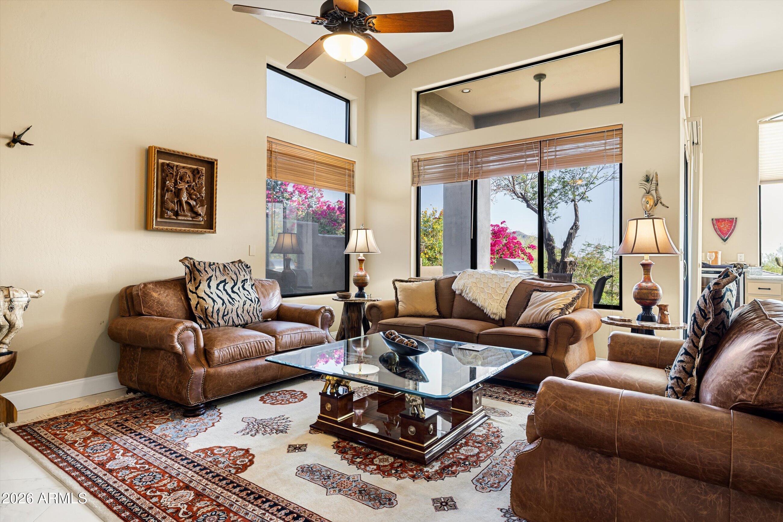 SCOTTSDALE MOUNTAIN - Residential