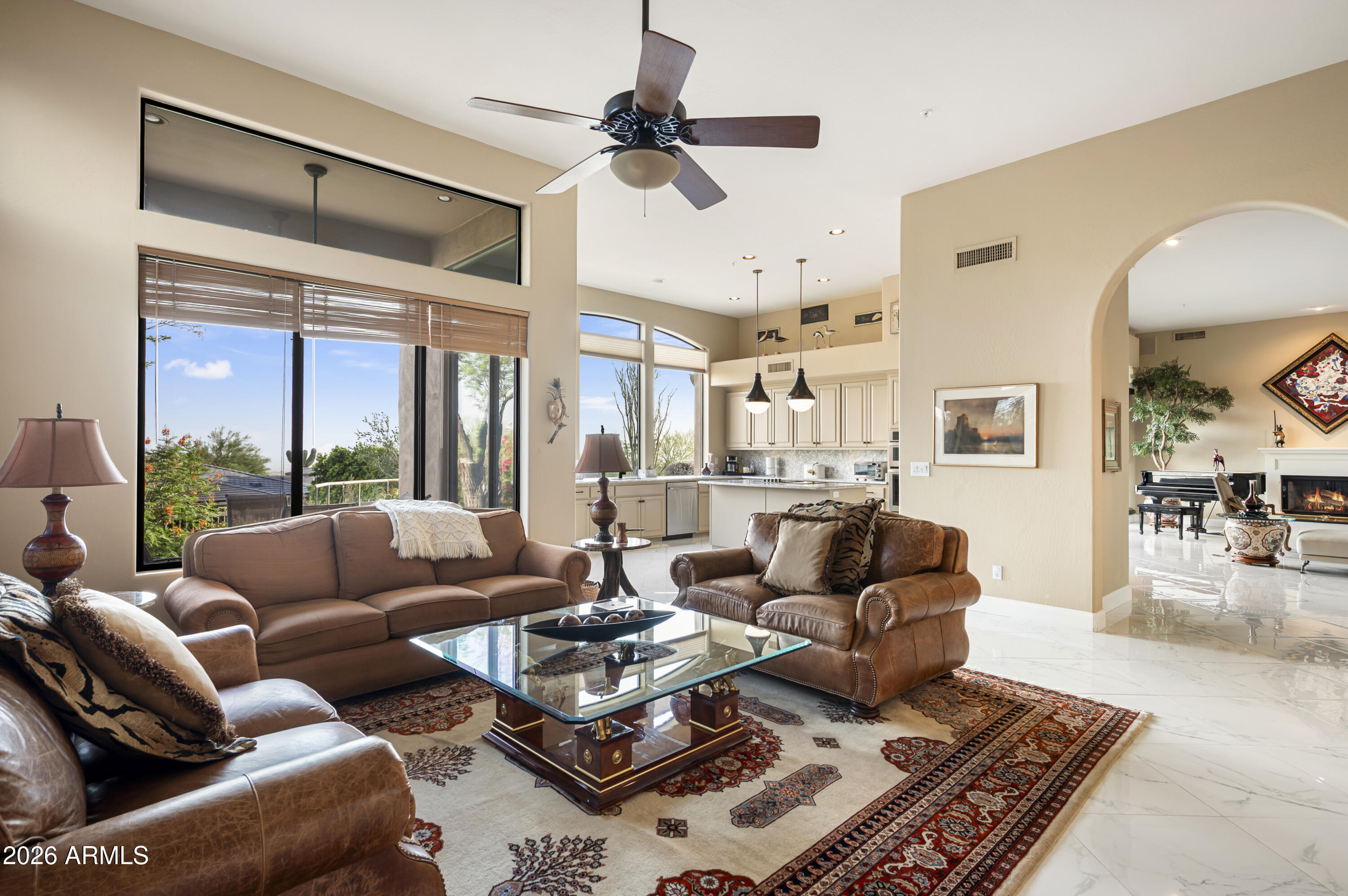 SCOTTSDALE MOUNTAIN - Residential