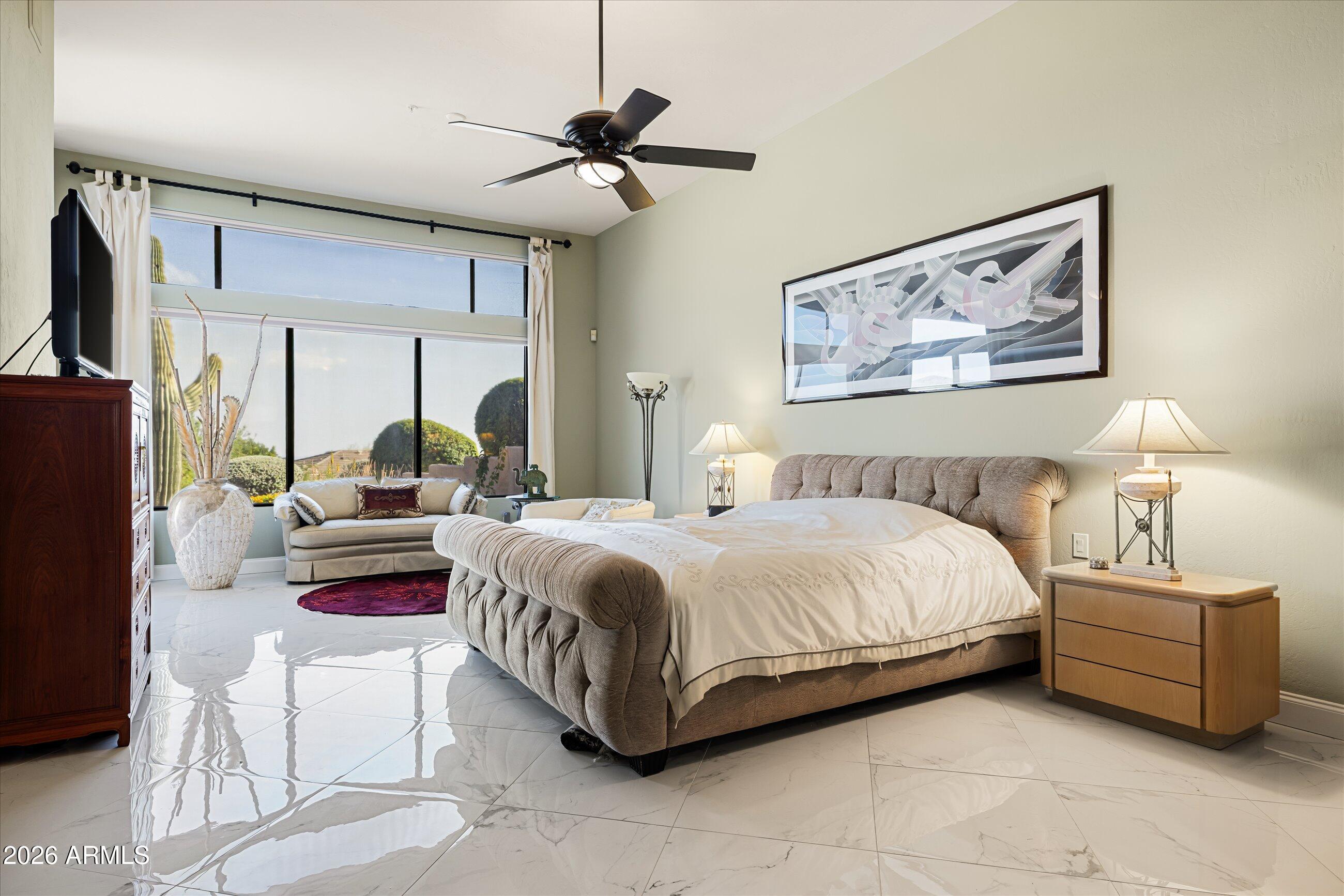 SCOTTSDALE MOUNTAIN - Residential