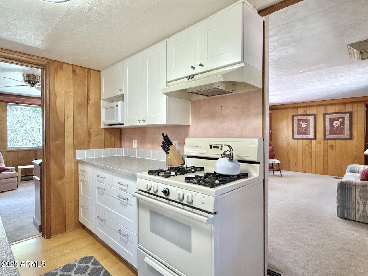 GRANITE SHADOWS ESTATES - Residential