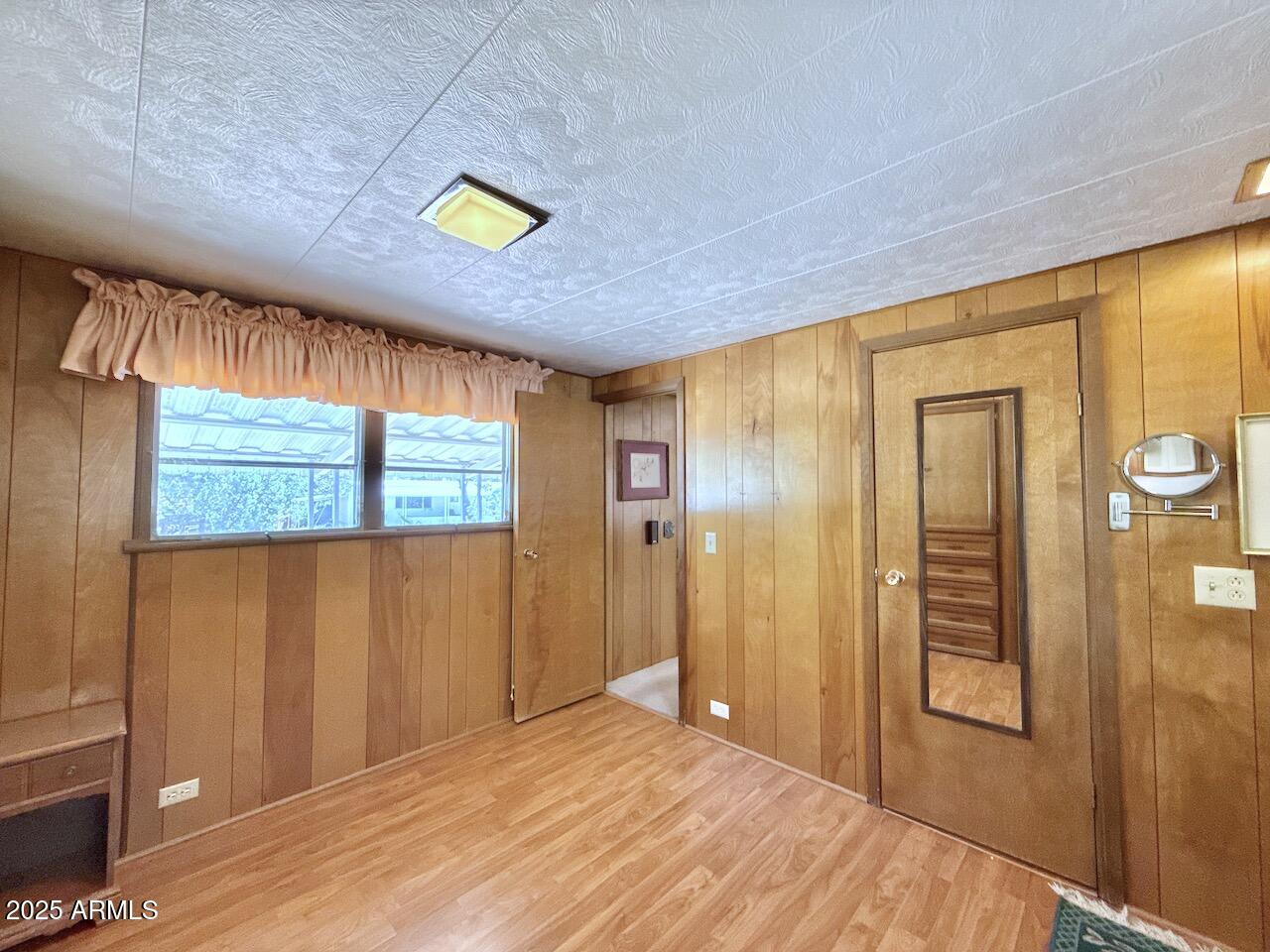 GRANITE SHADOWS ESTATES - Residential