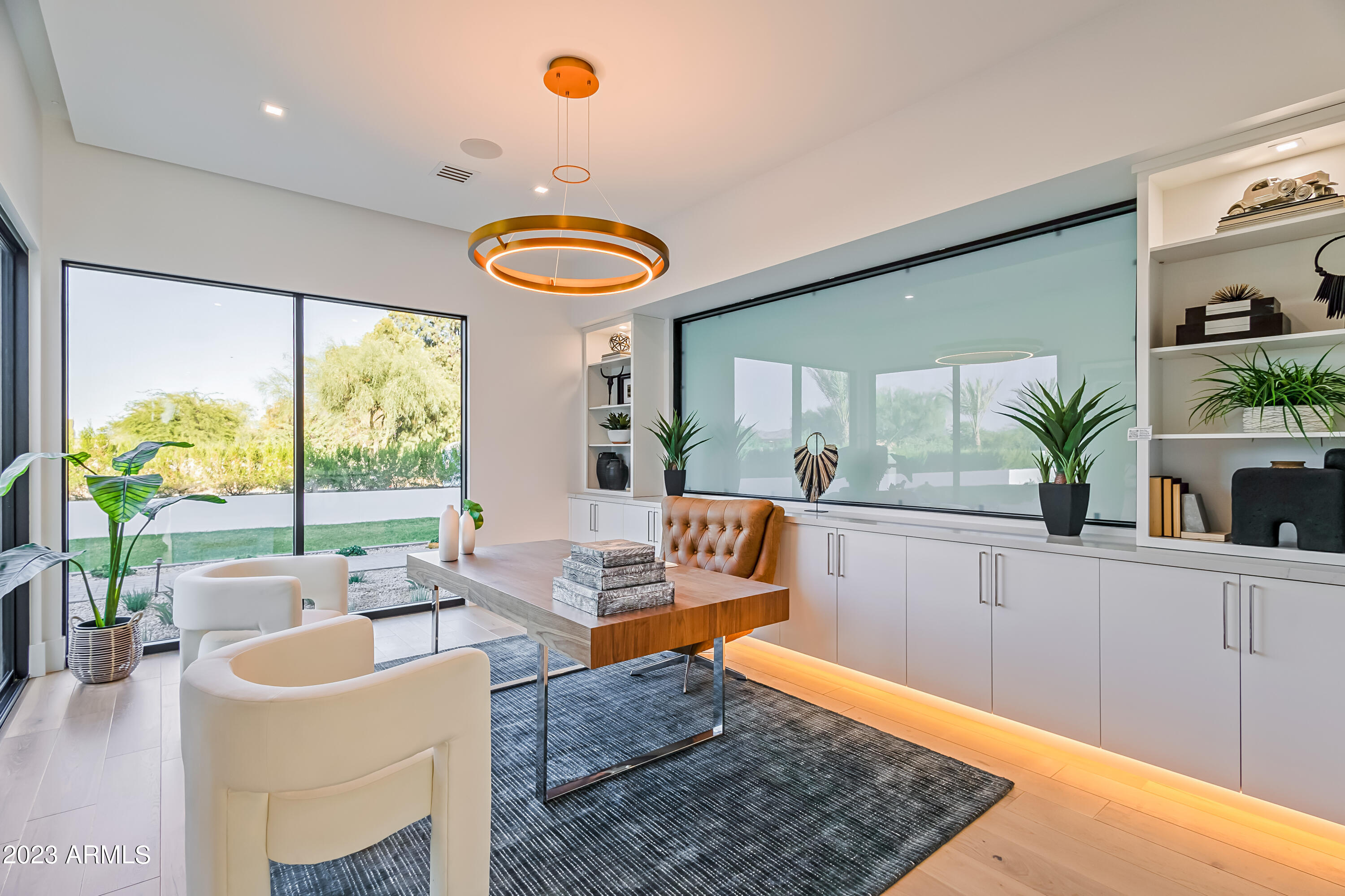 MCDONALD ESTATES - Residential