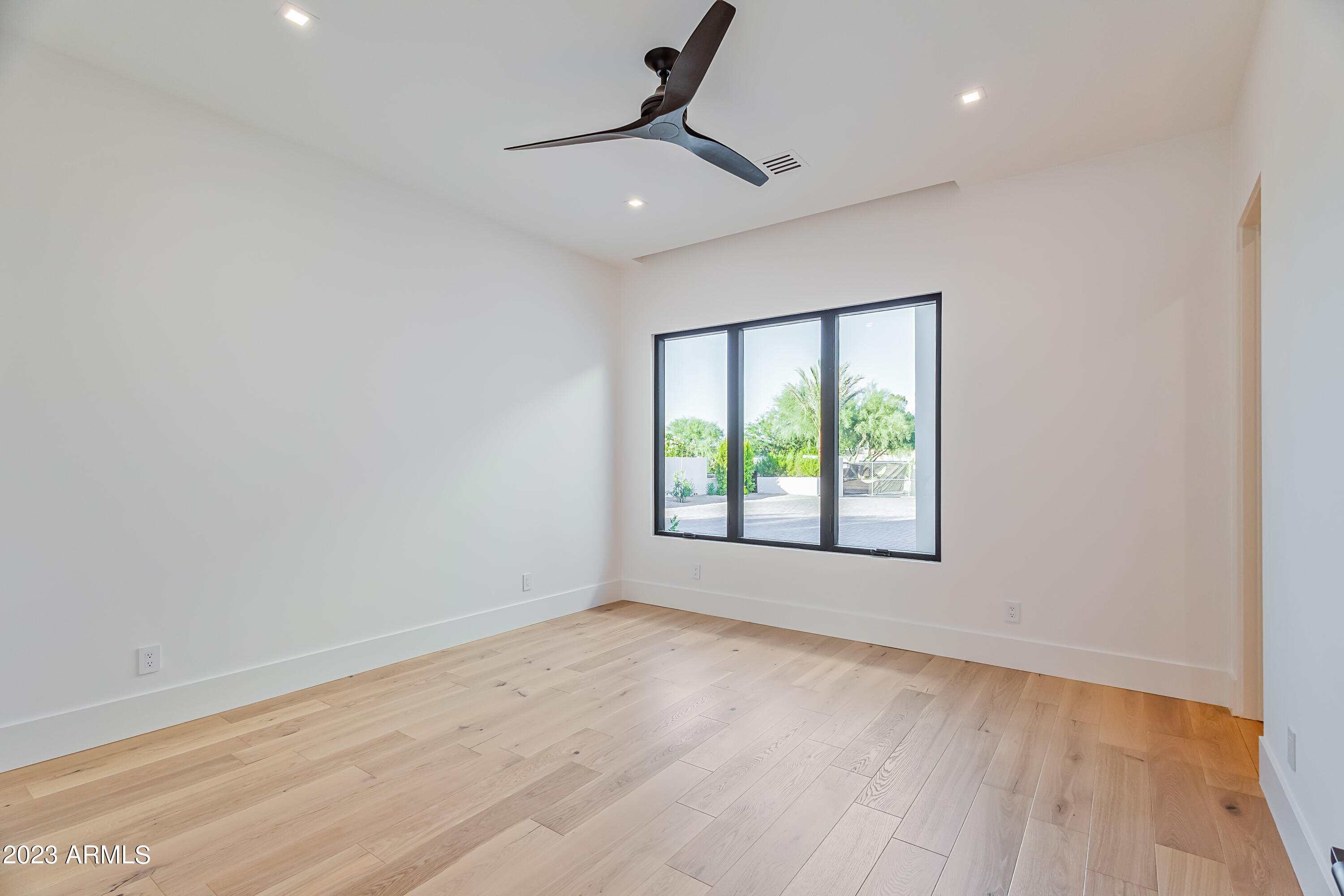 MCDONALD ESTATES - Residential