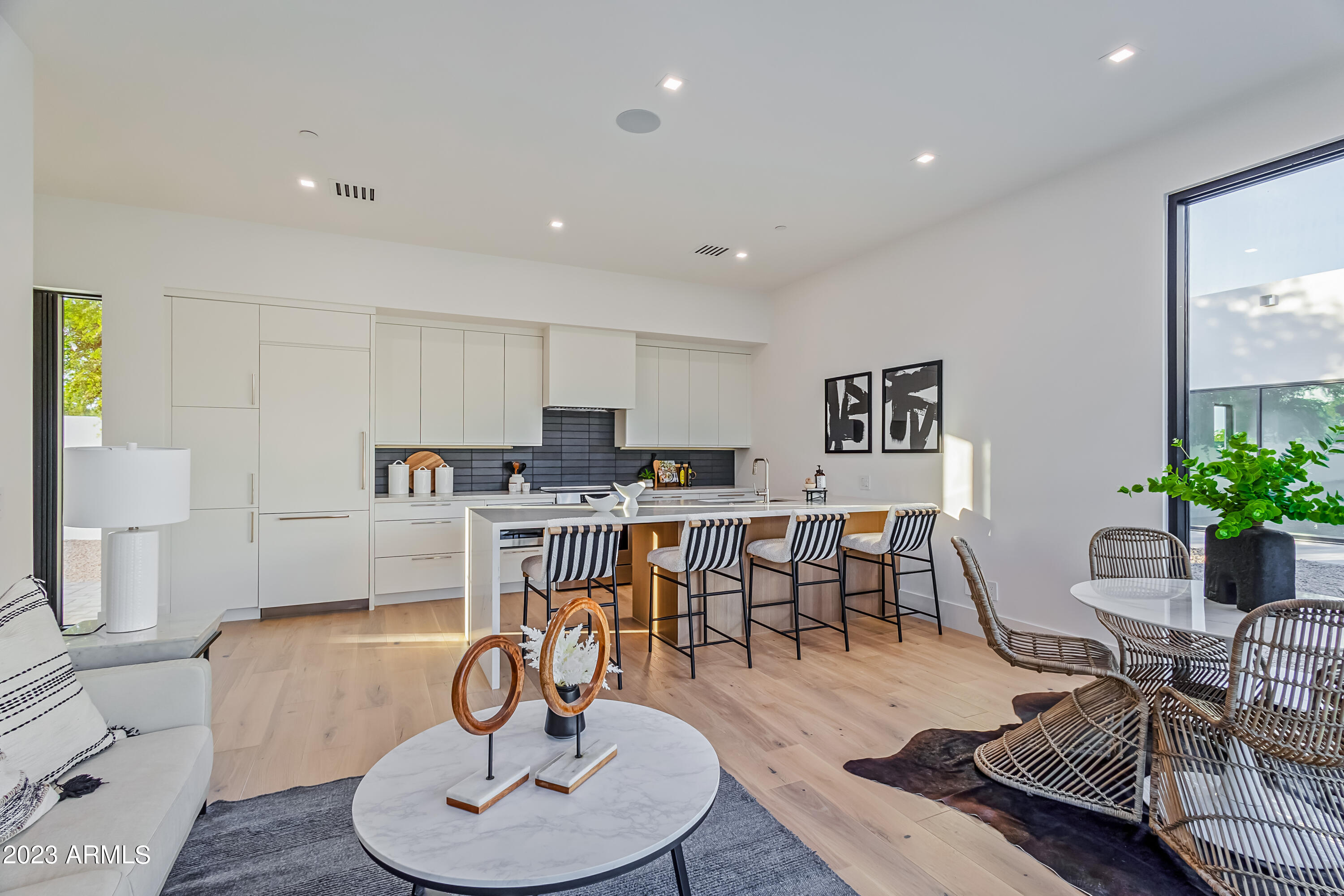 MCDONALD ESTATES - Residential