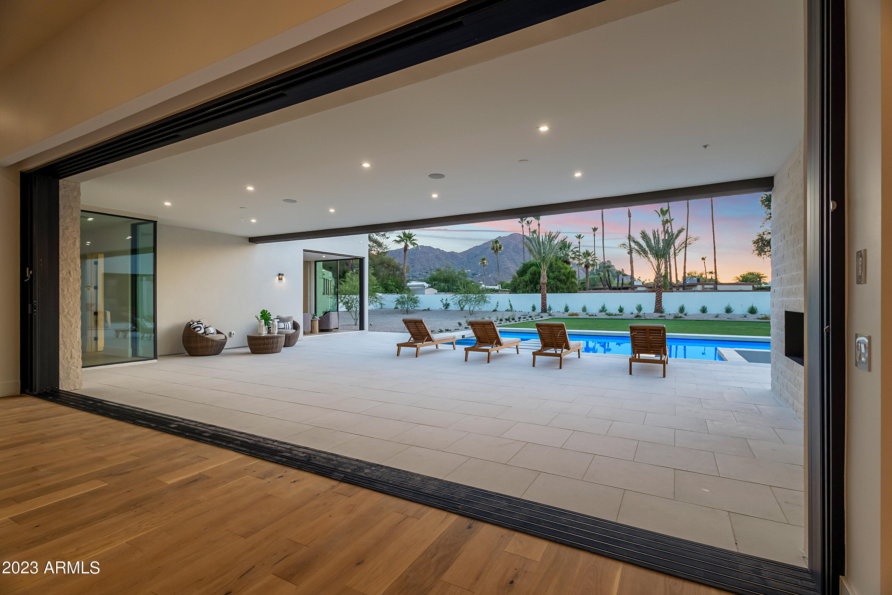 MCDONALD ESTATES - Residential