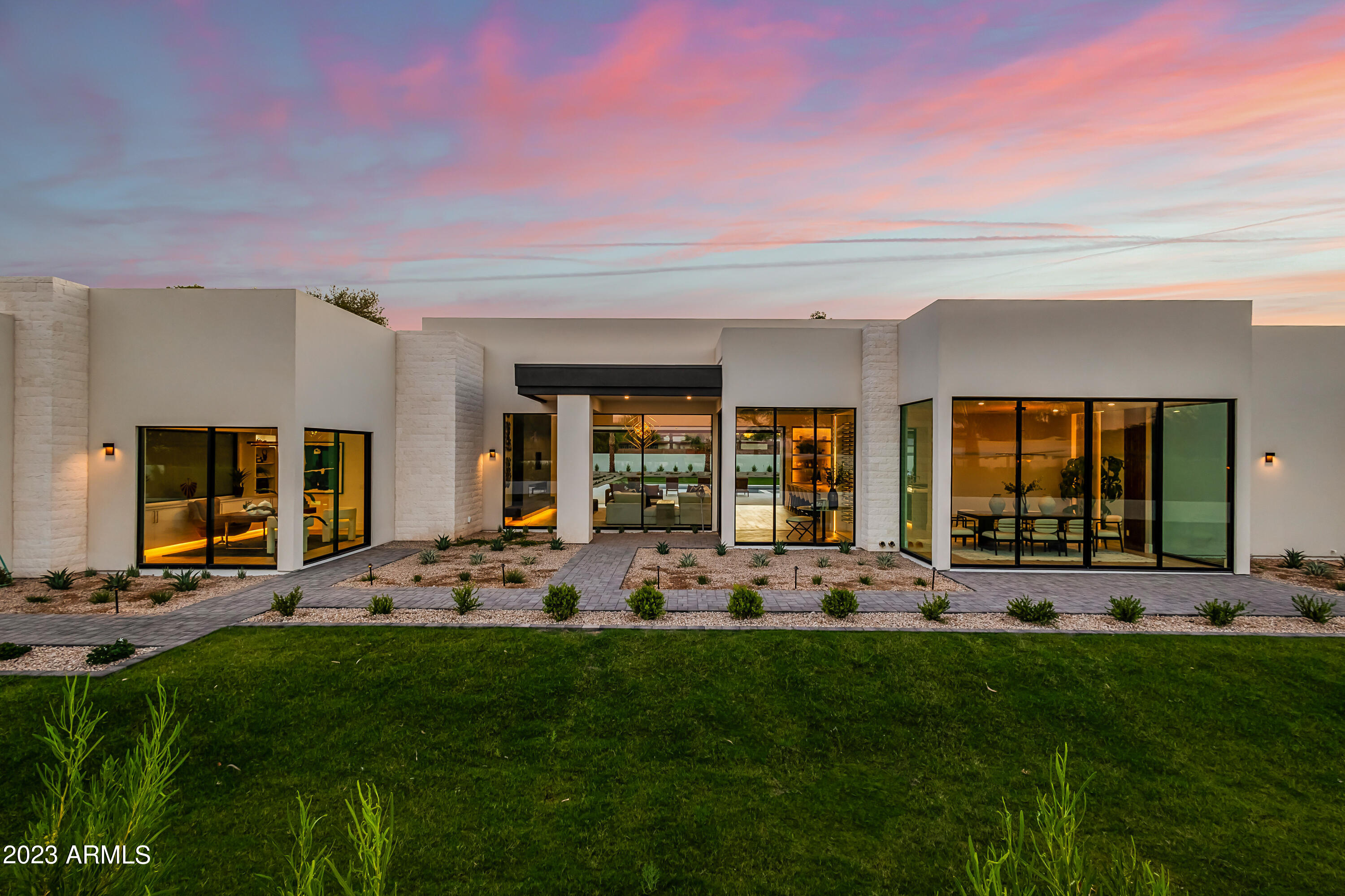 MCDONALD ESTATES - Residential