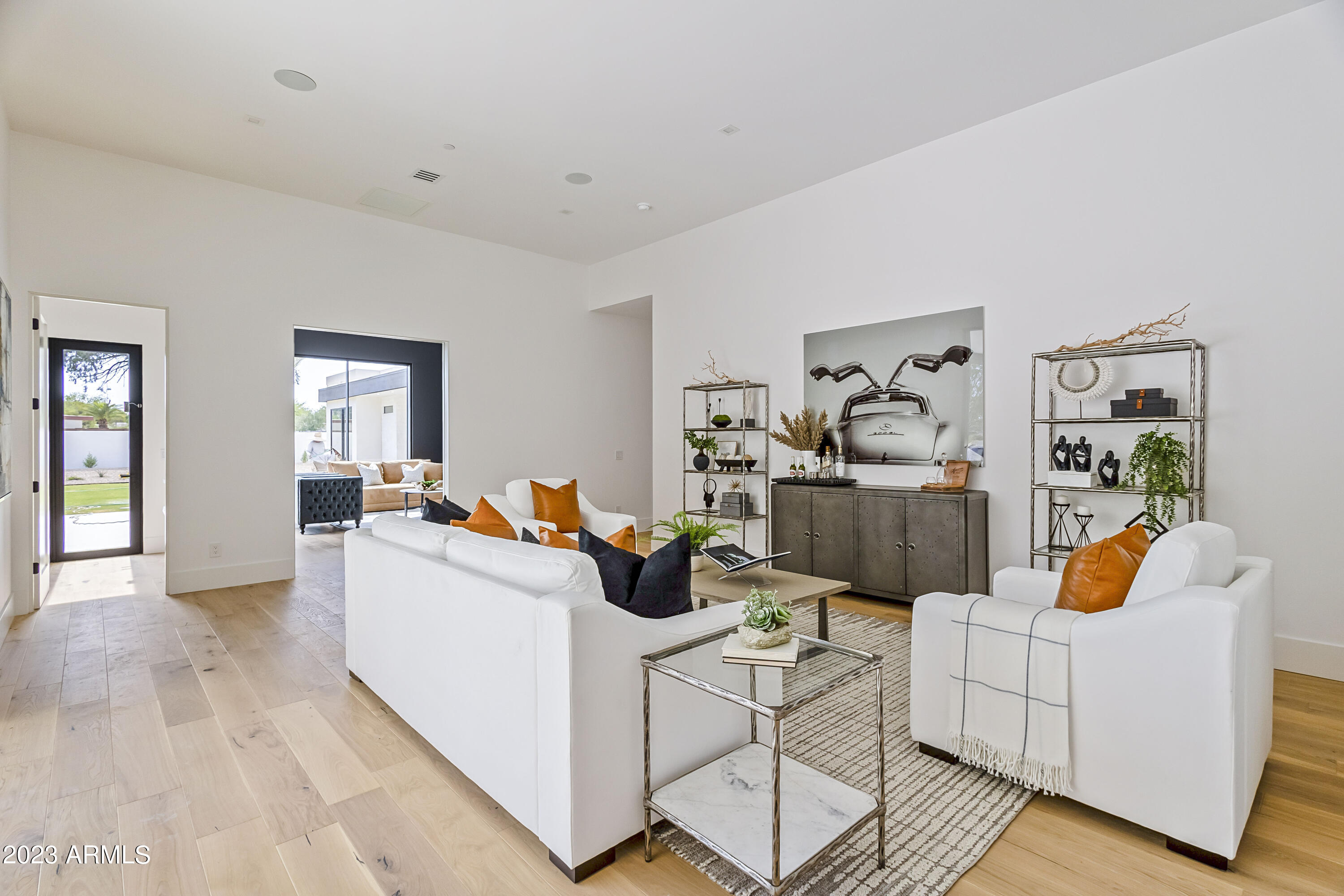 MCDONALD ESTATES - Residential
